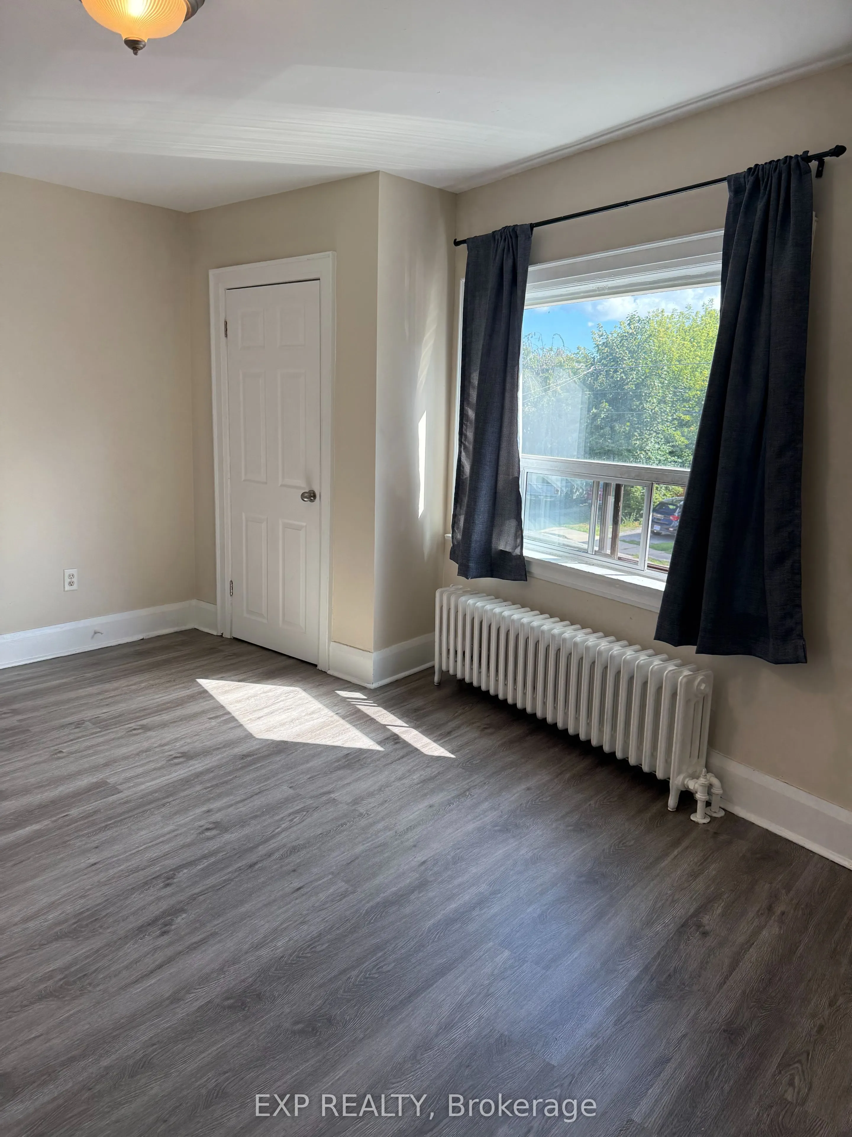 45 Louisa Street, #2