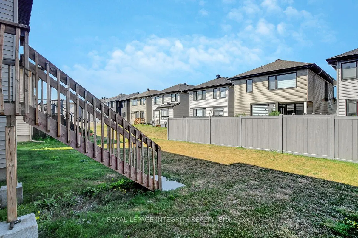275 Ginebik Way