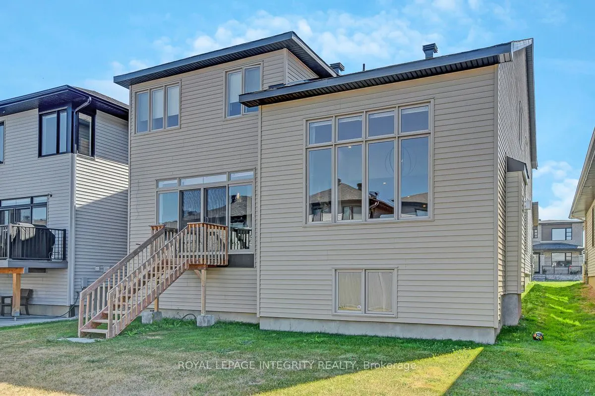 275 Ginebik Way