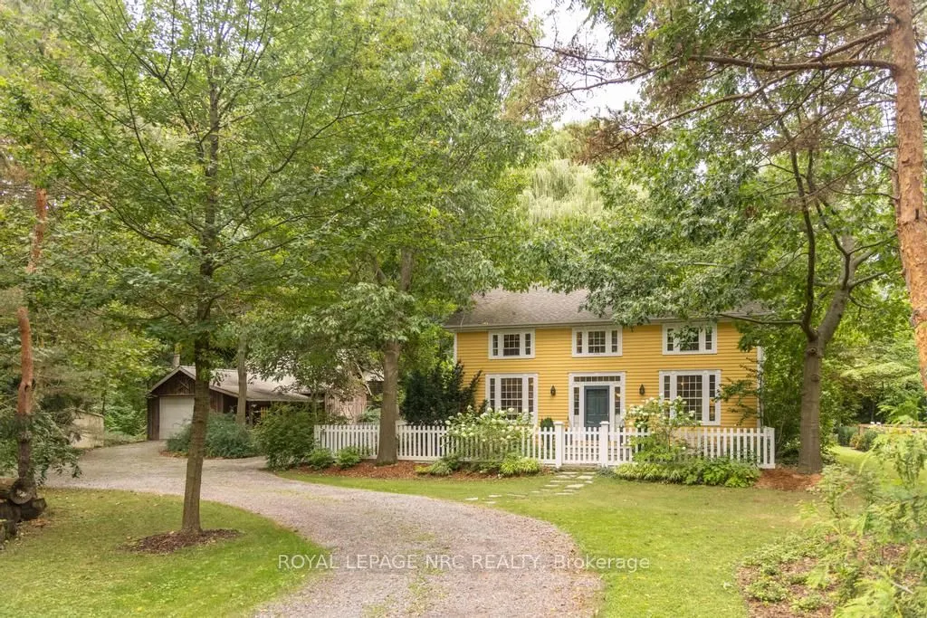 85 Queenston Street