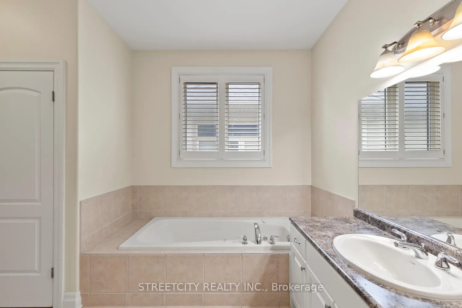 124 North Centre Road, #25