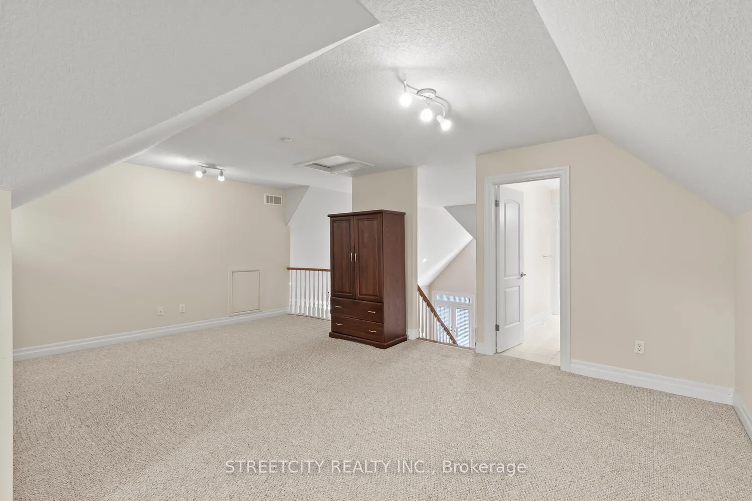 124 North Centre Road, #25