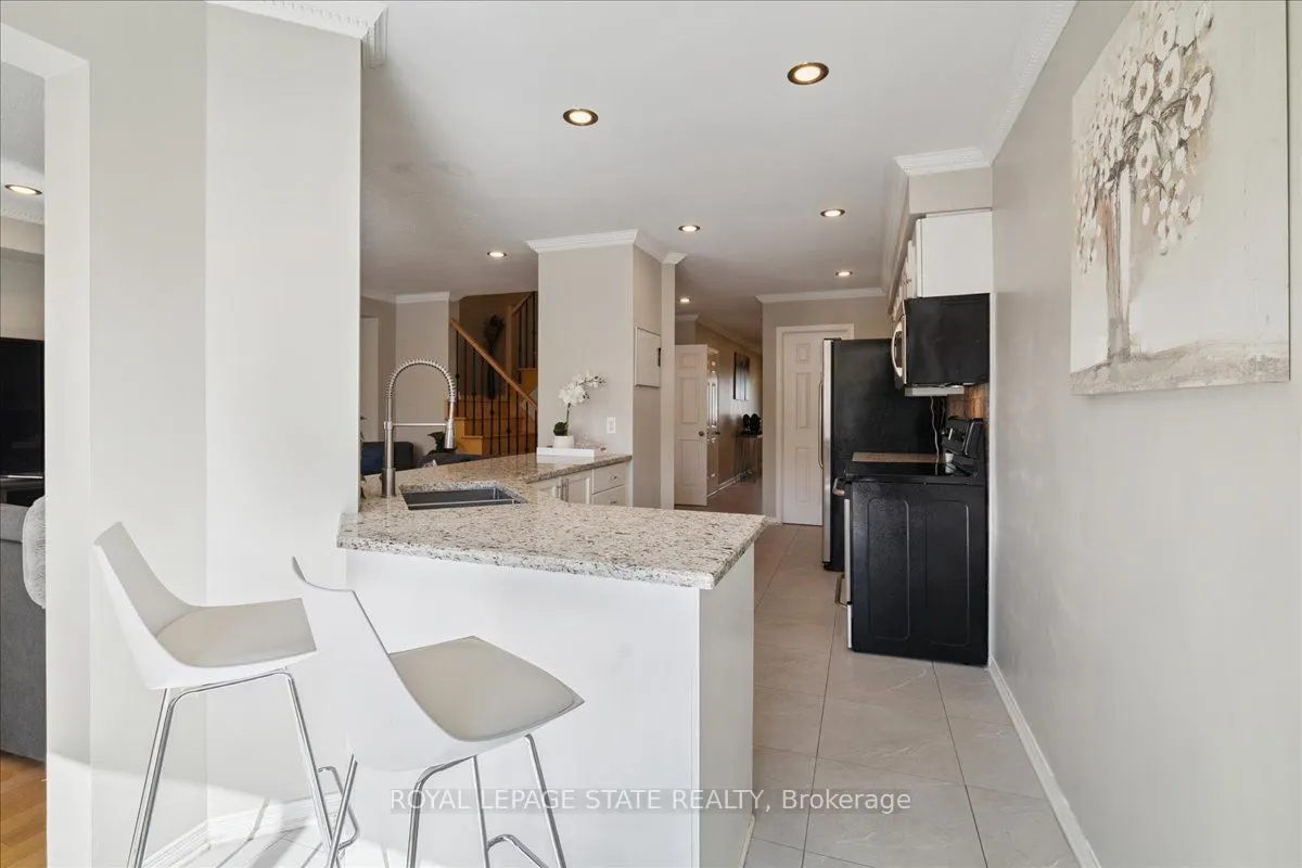 42 Meadow Wood Crescent