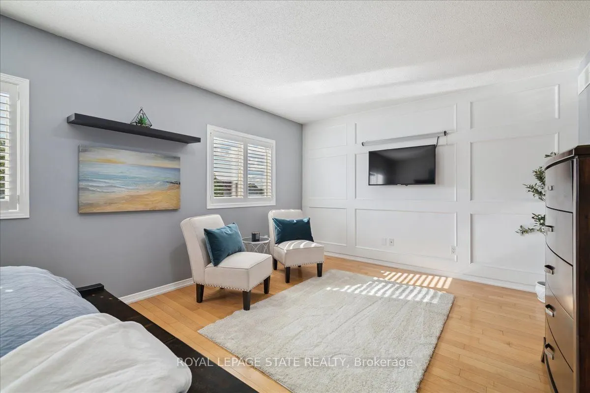 42 Meadow Wood Crescent
