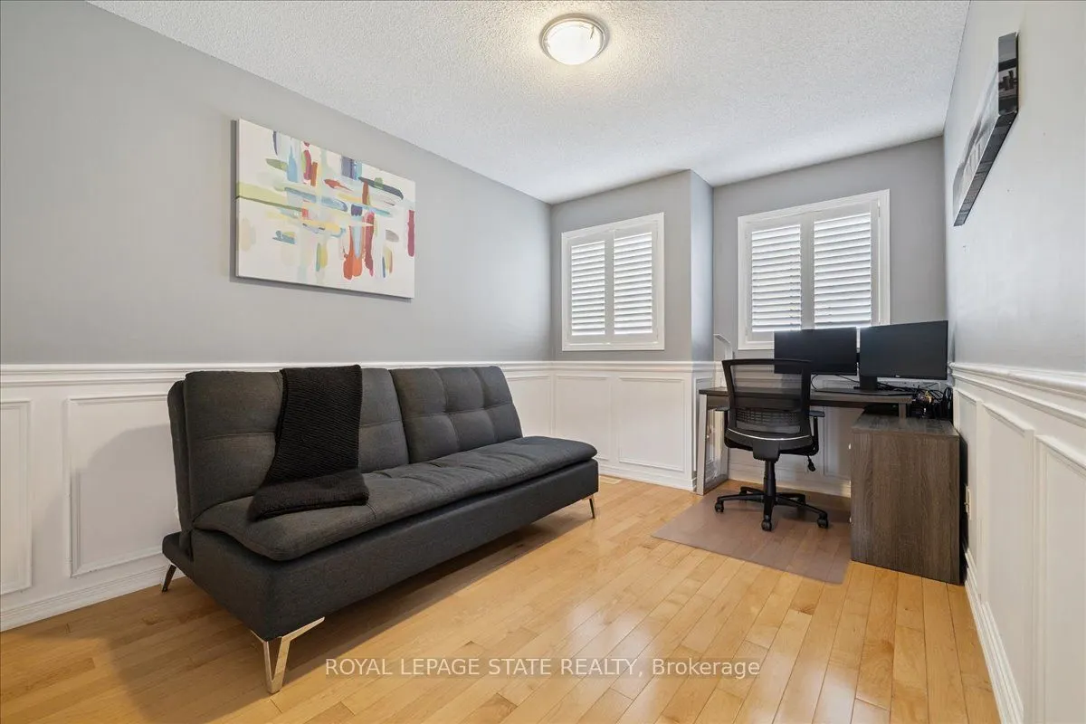 42 Meadow Wood Crescent