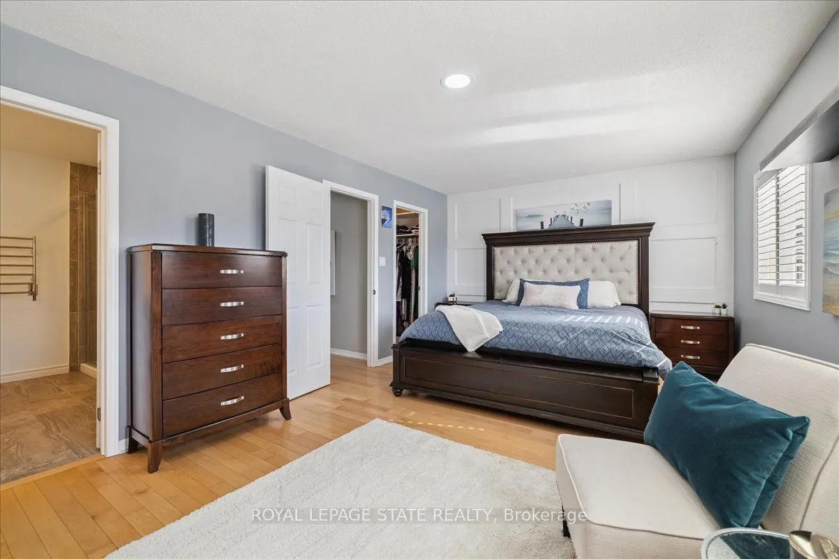 42 Meadow Wood Crescent