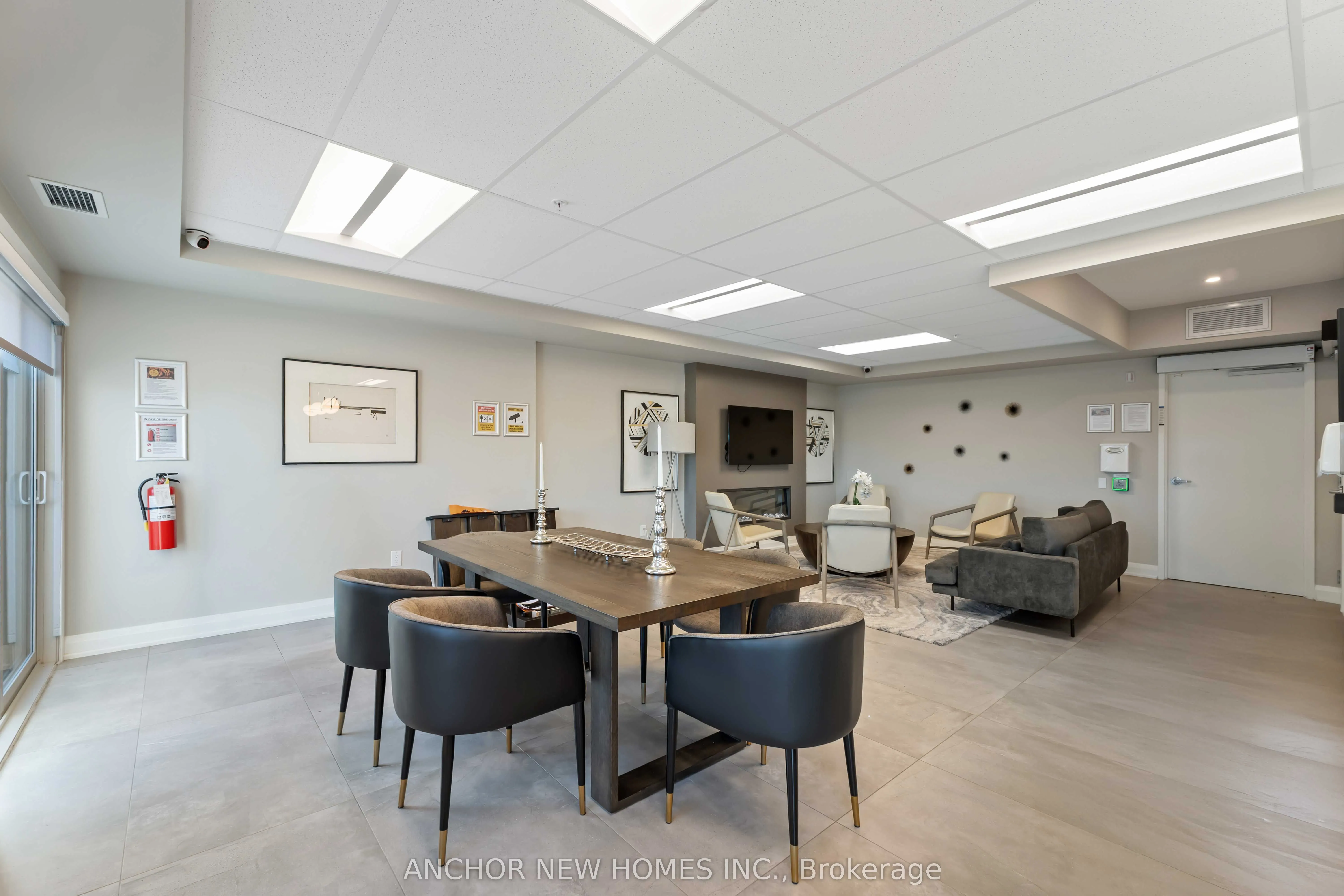 120 Summersides Boulevard, #106