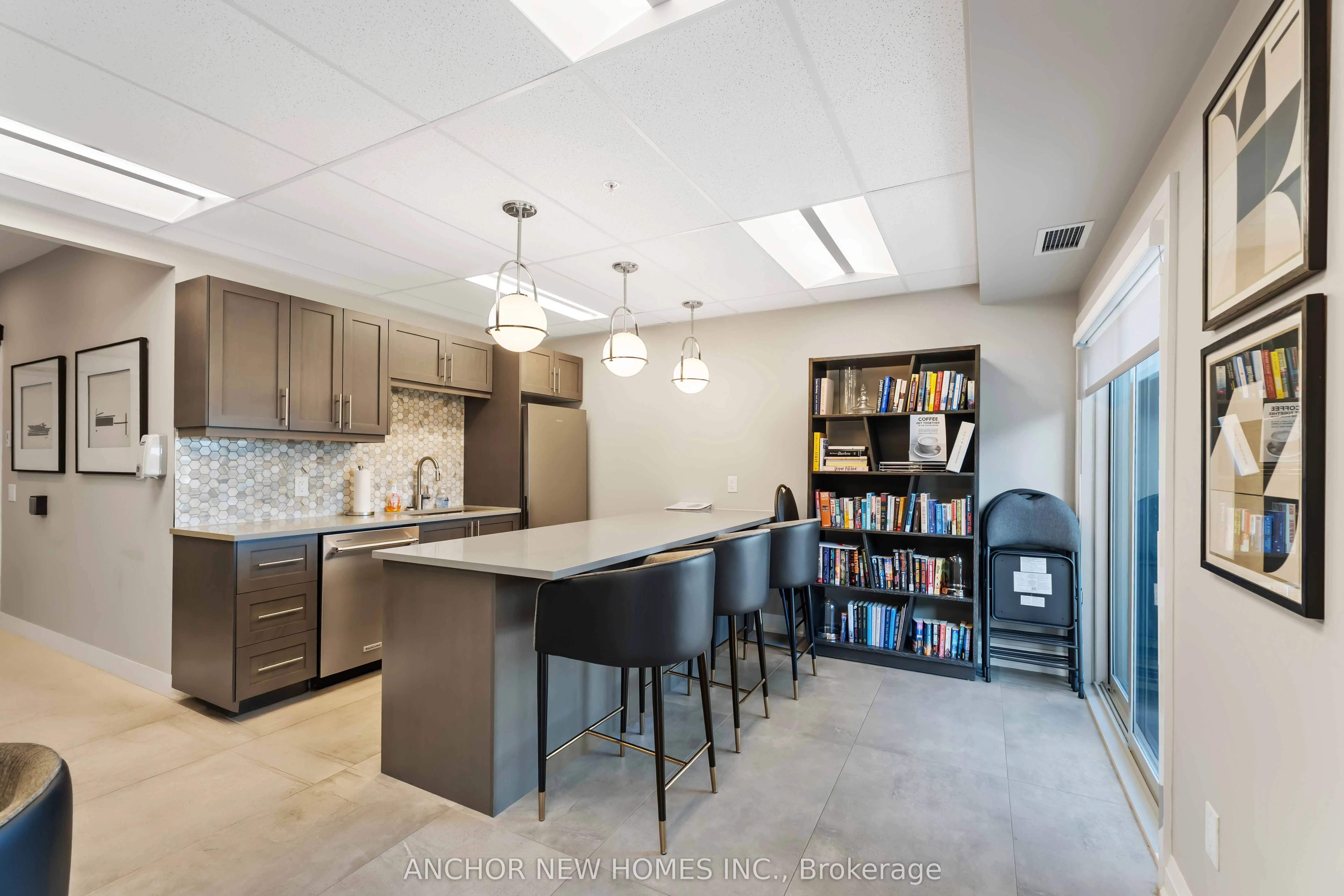 120 Summersides Boulevard, #106