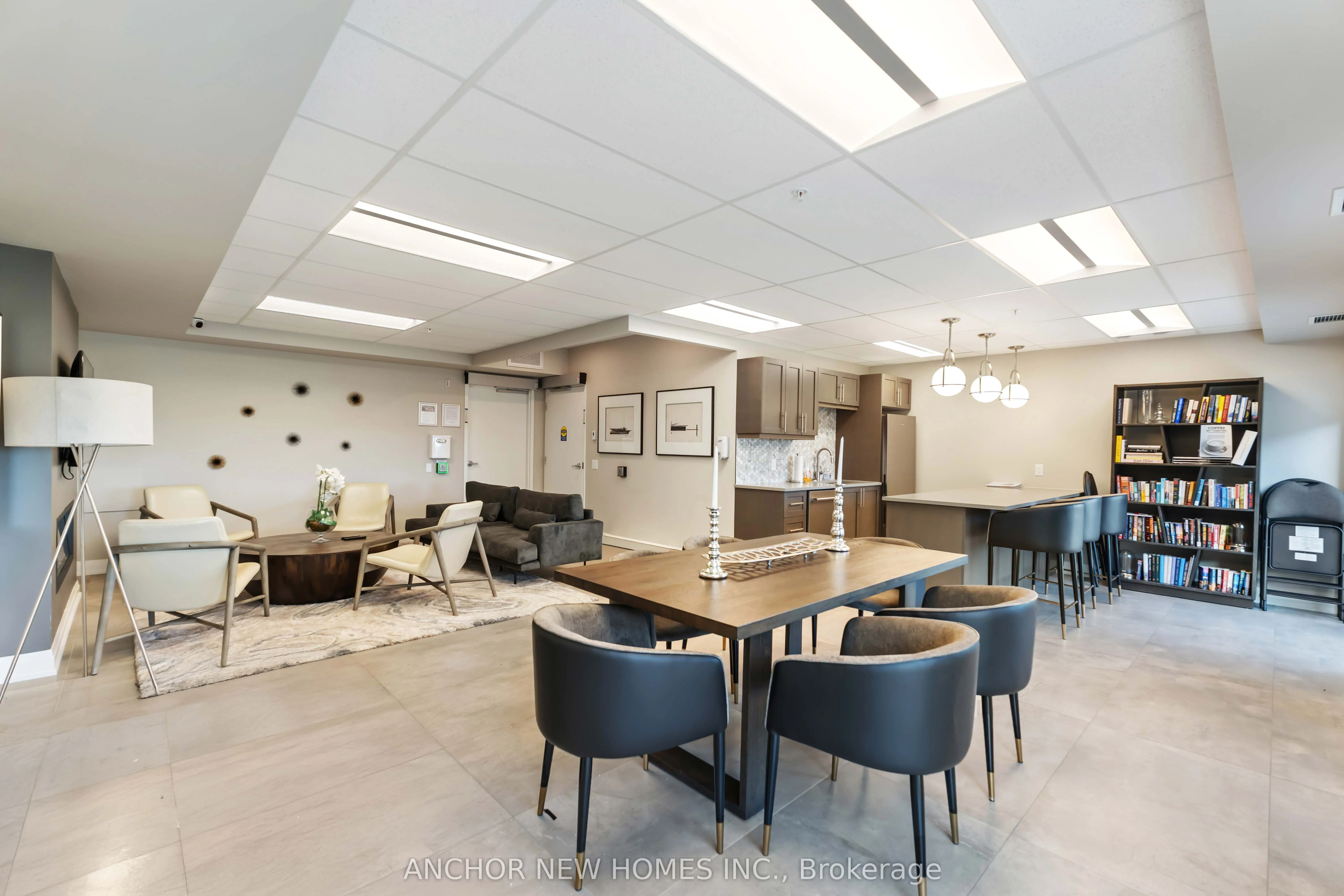120 Summersides Boulevard, #106