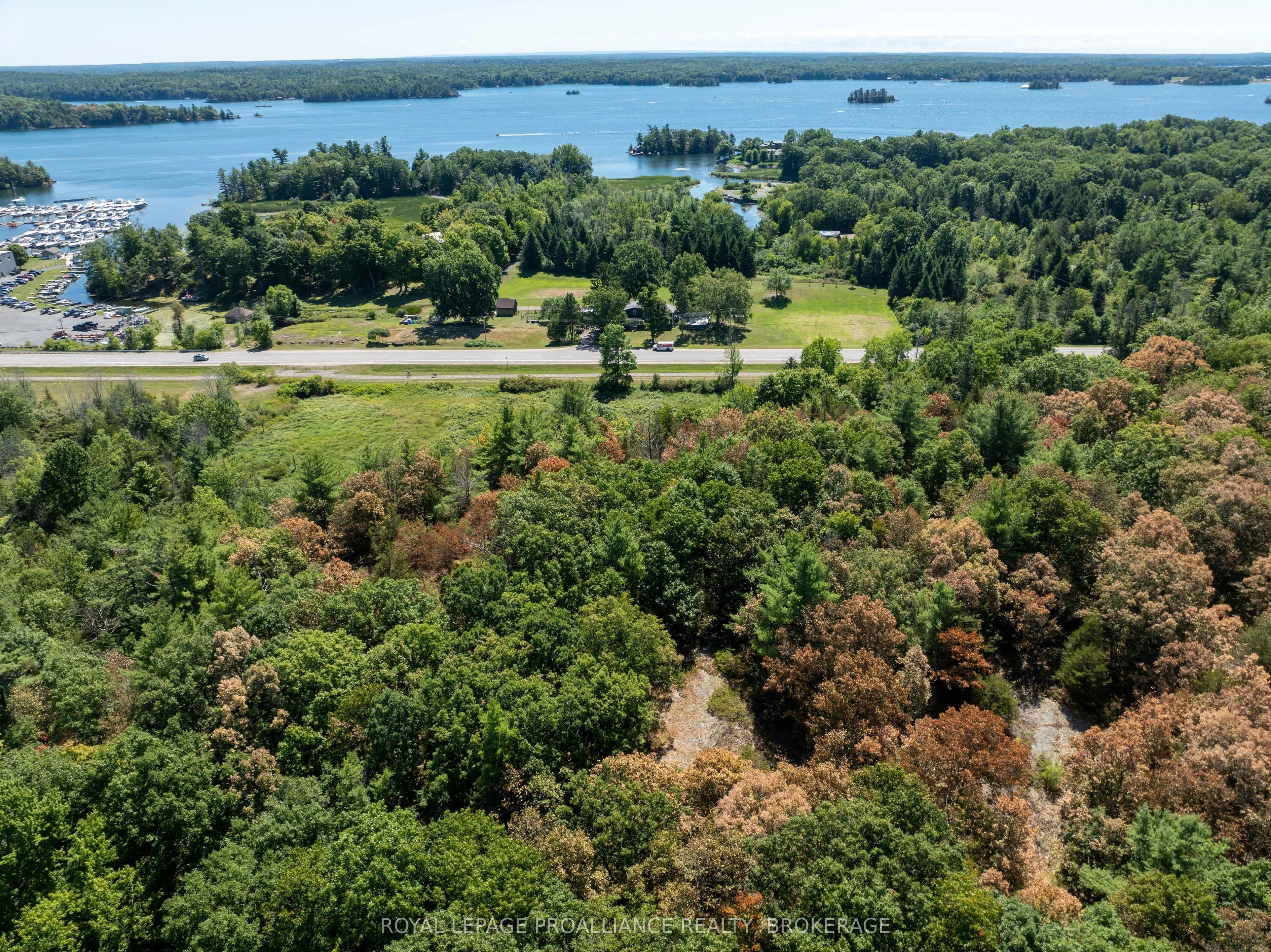 492 1000 Islands Parkway
