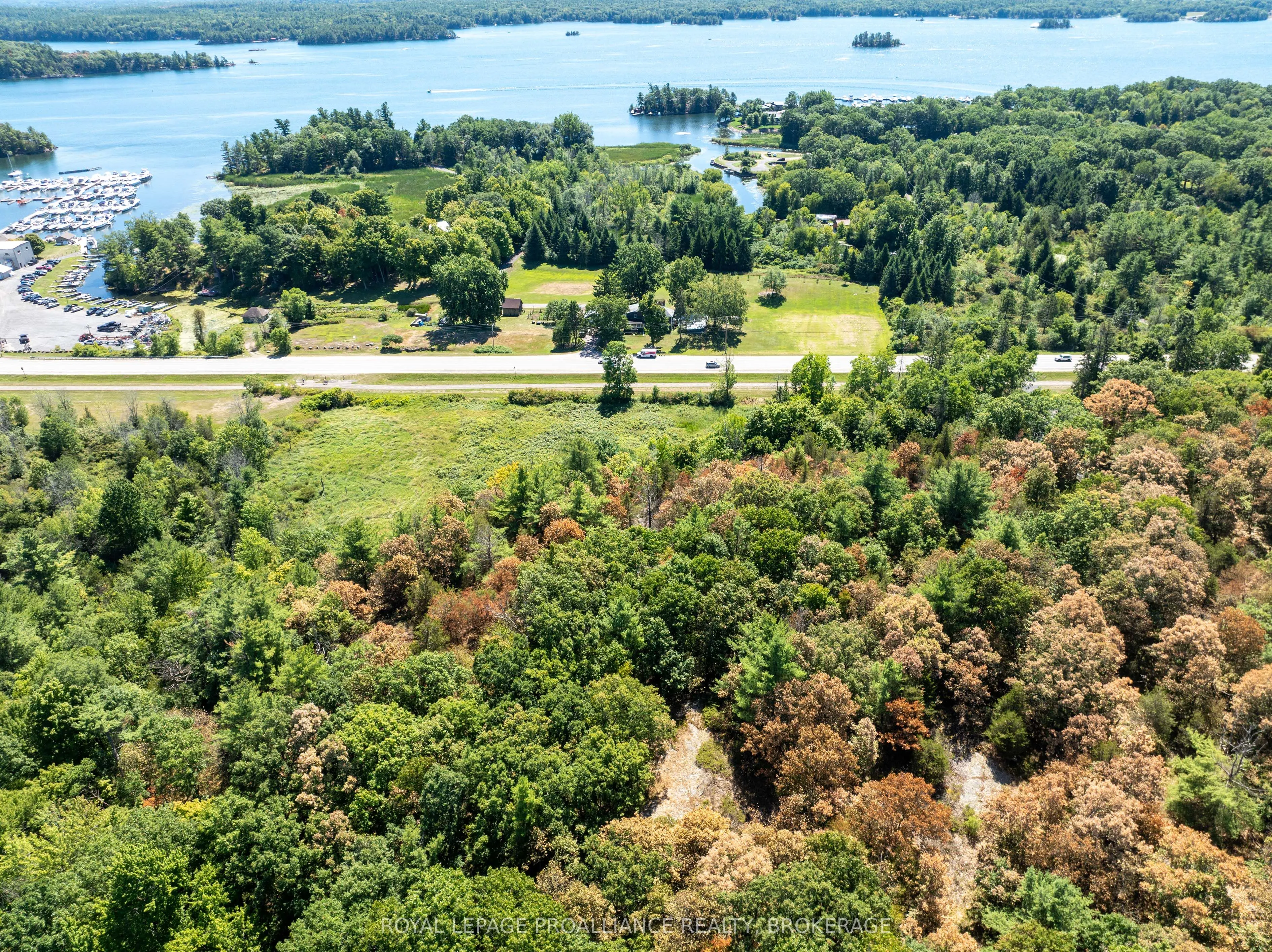 492 1000 Islands Parkway