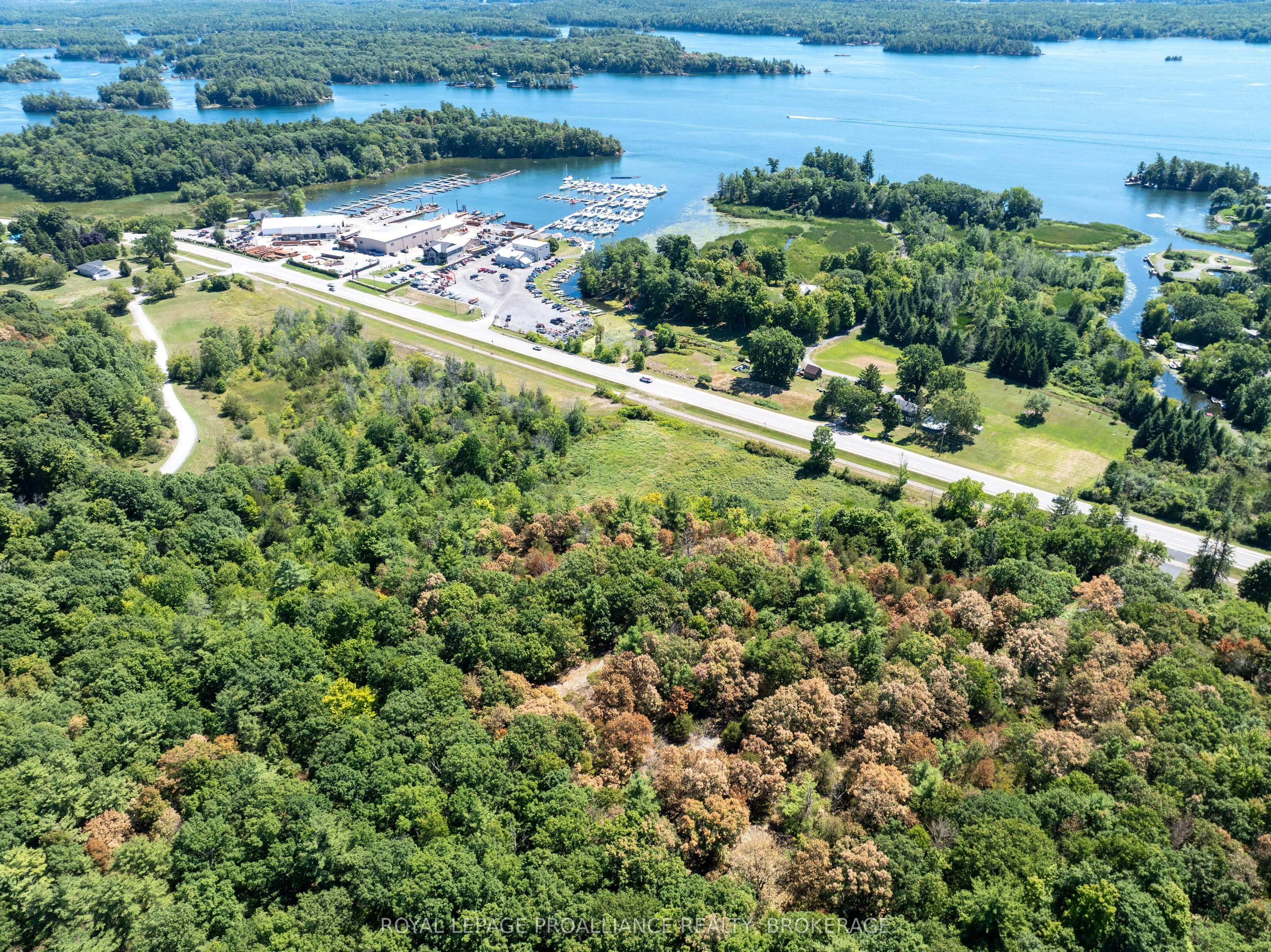 492 1000 Islands Parkway