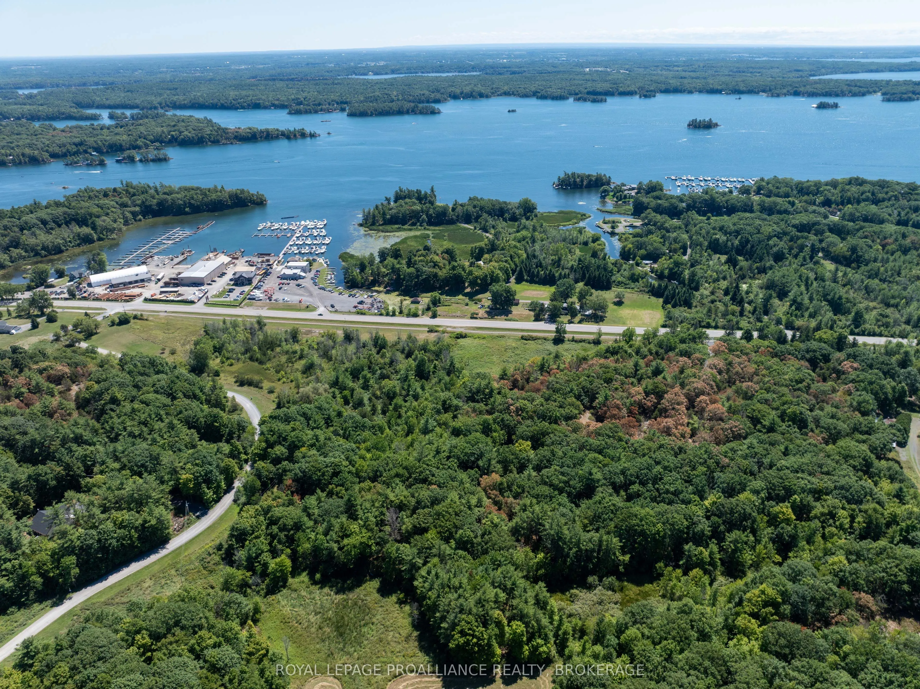 492 1000 Islands Parkway
