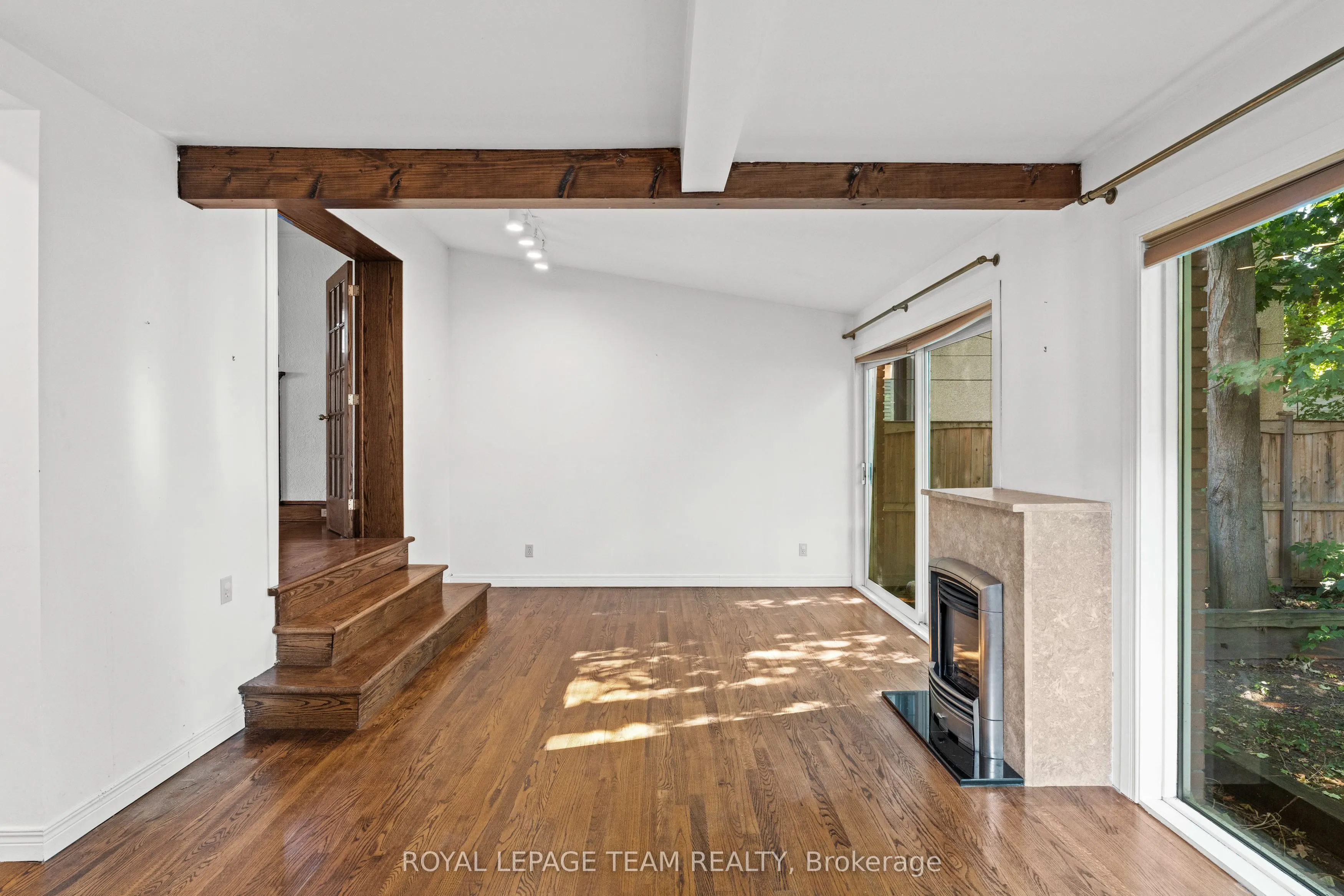 131 Acacia Avenue