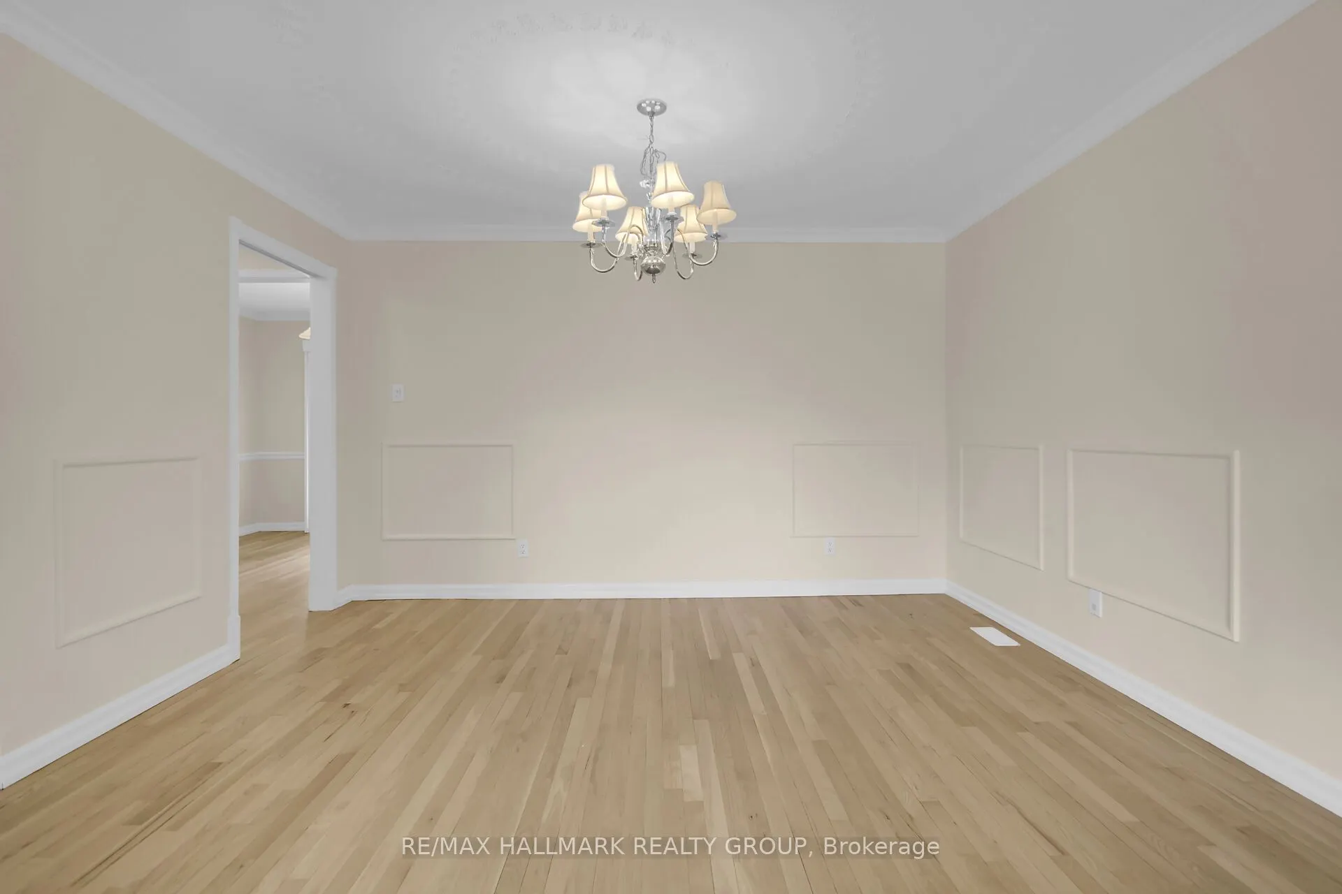 30 Brodeur Crescent