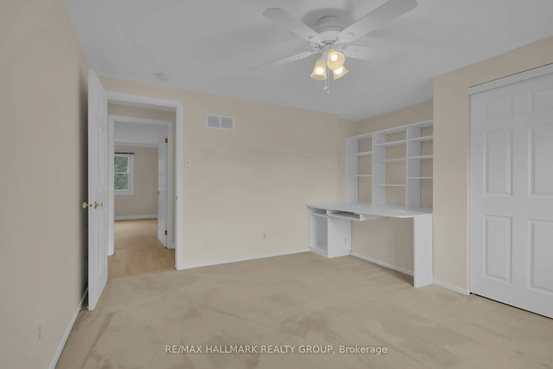 30 Brodeur Crescent