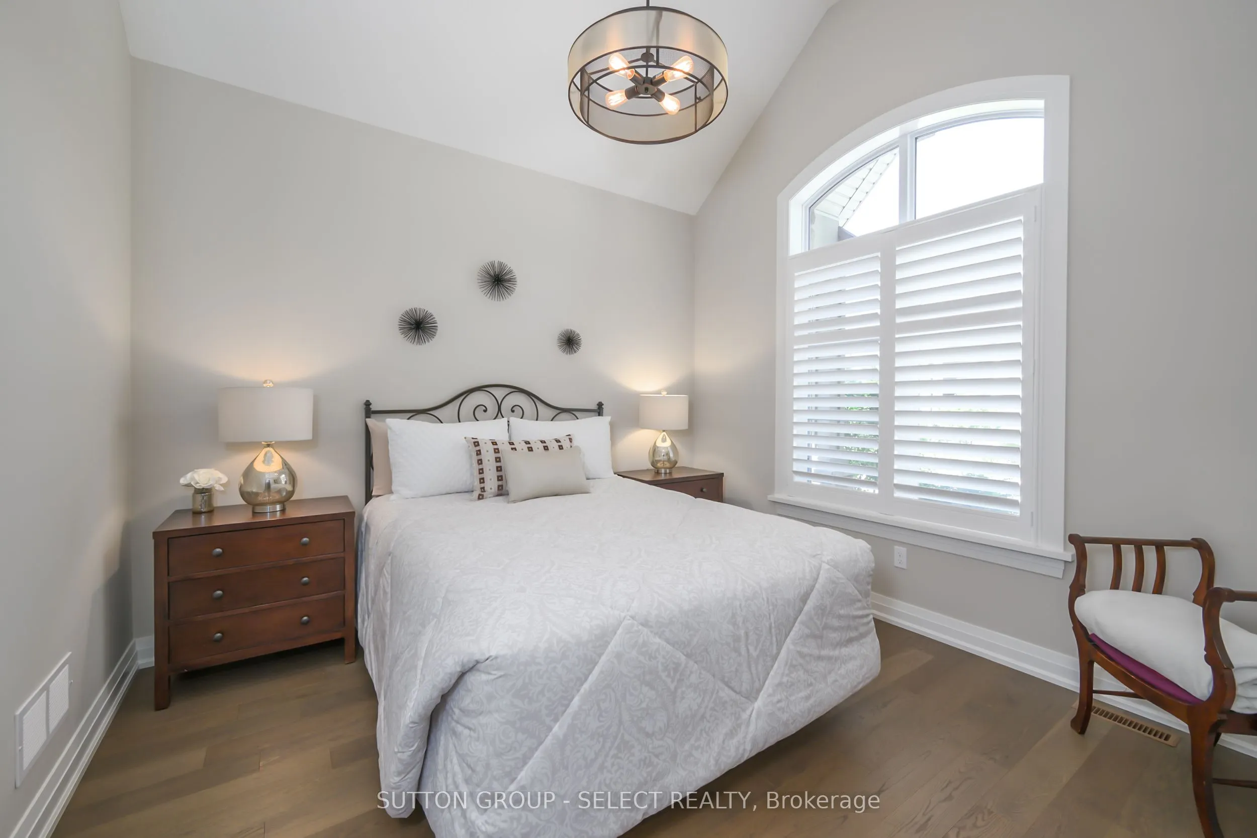 2290 Torrey Pines Way, #31