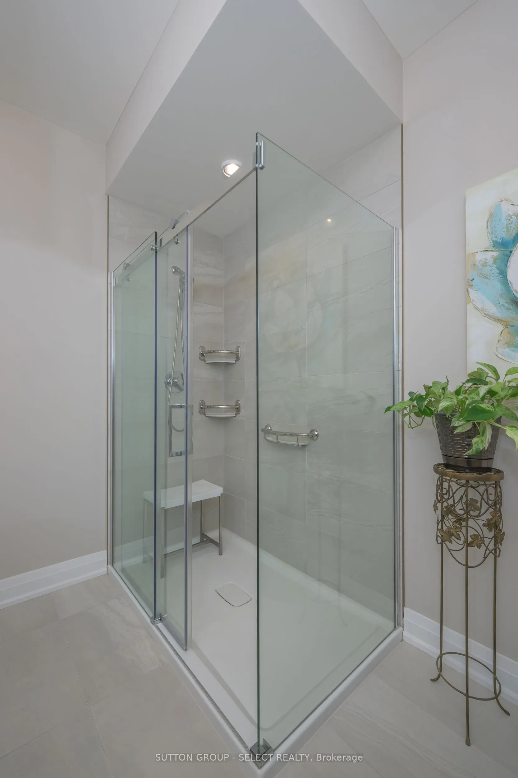 2290 Torrey Pines Way, #31