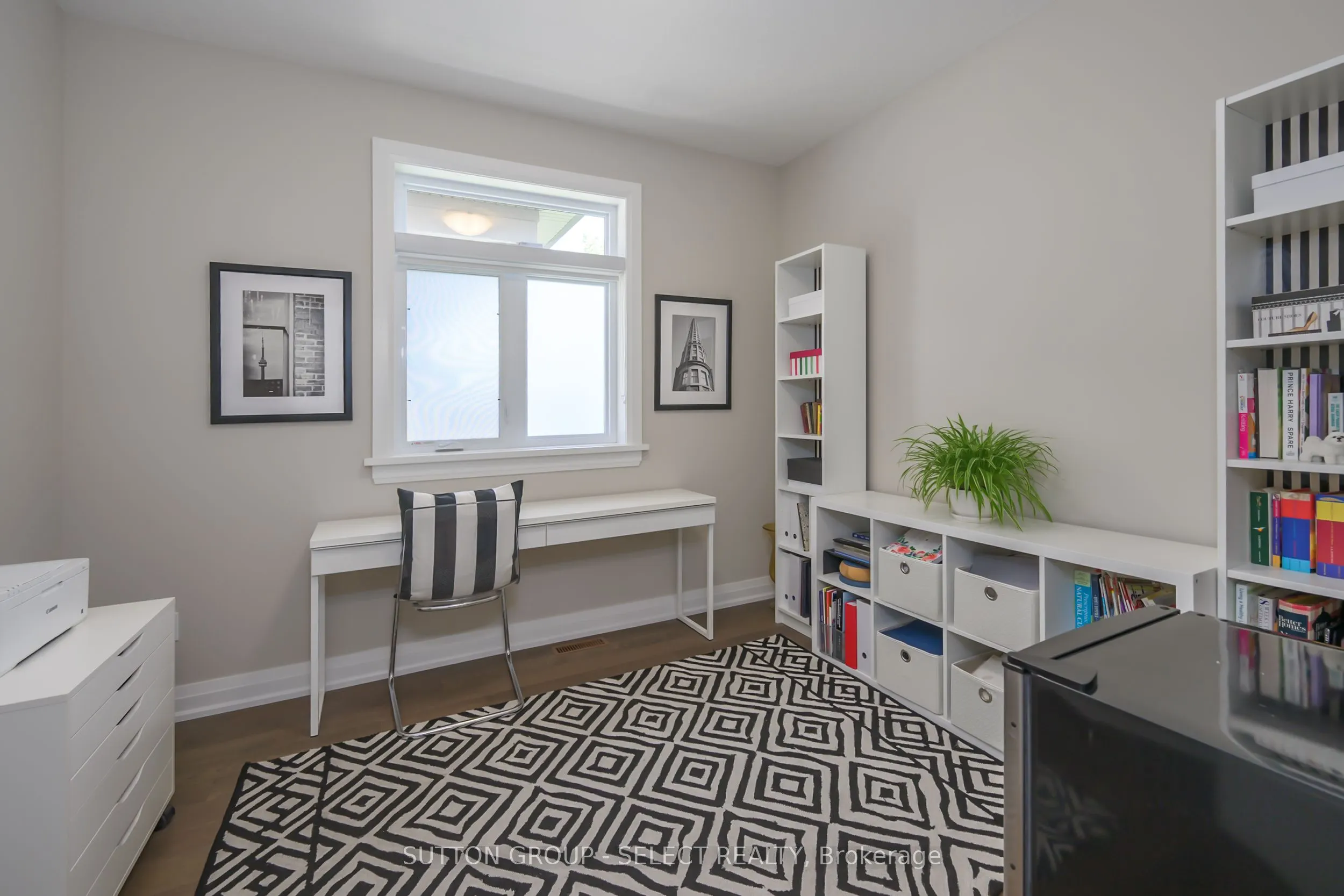 2290 Torrey Pines Way, #31
