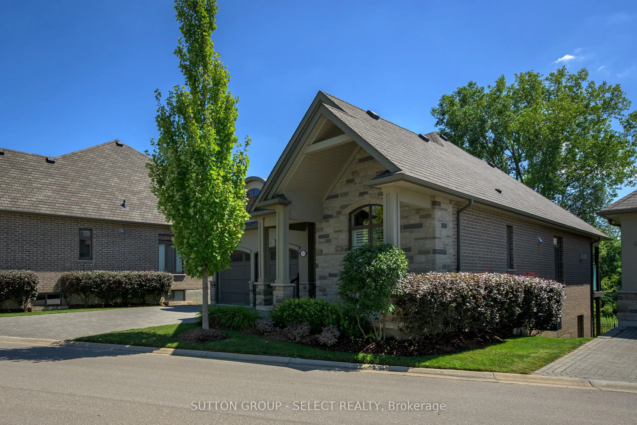 2290 Torrey Pines Way, #31