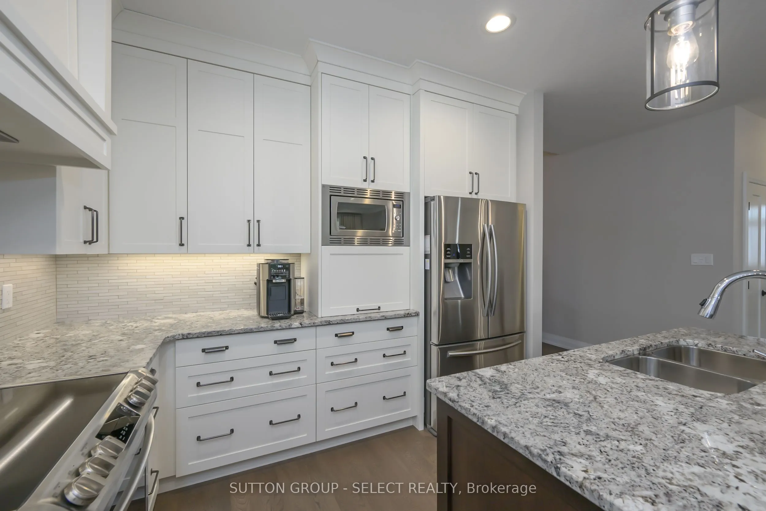 2290 Torrey Pines Way, #31