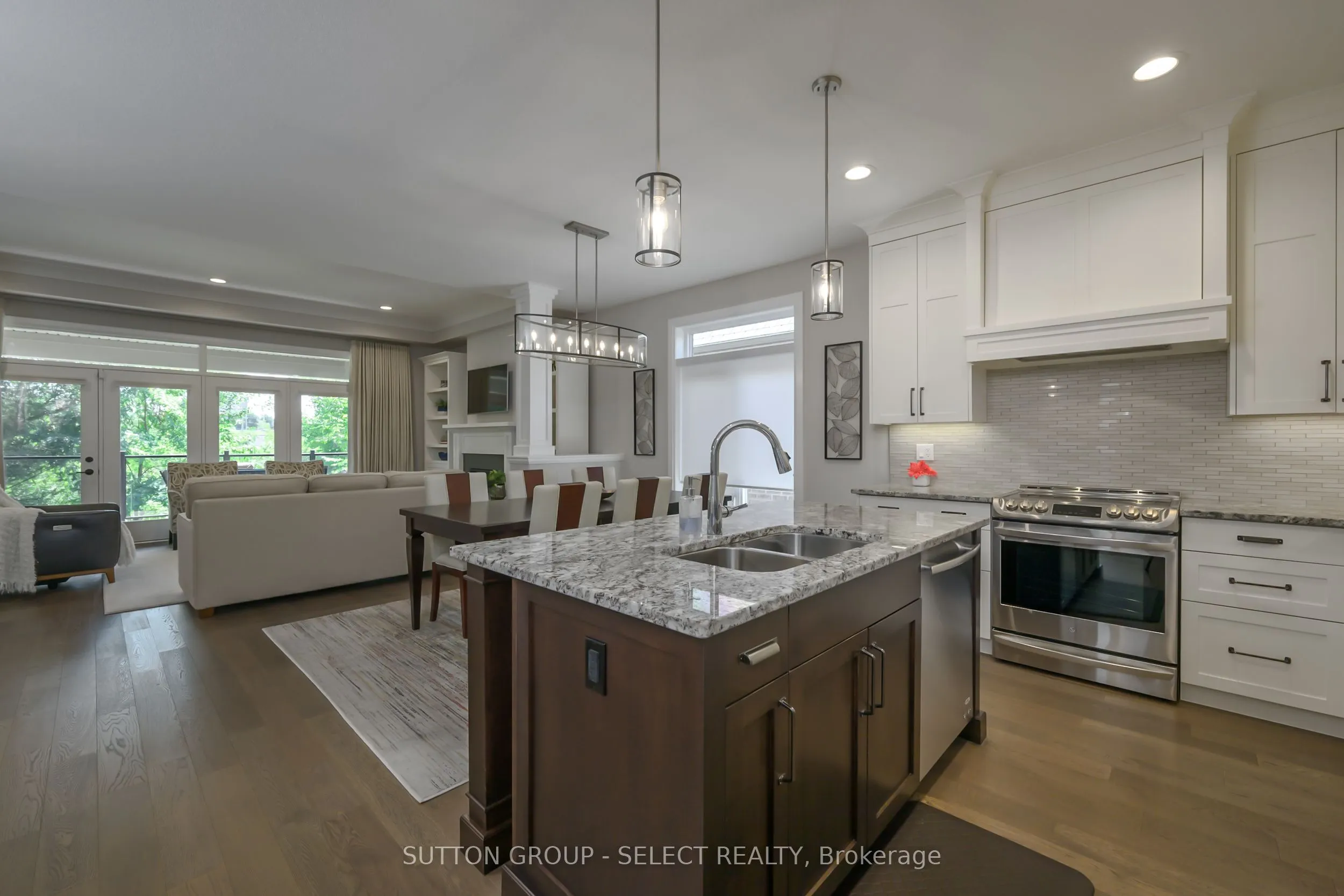 2290 Torrey Pines Way, #31