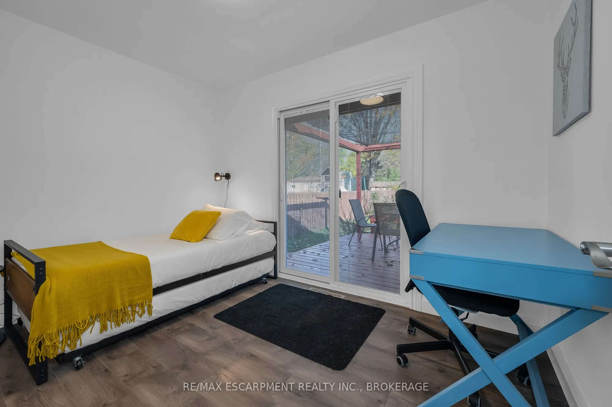 12 PARKVIEW Crescent, #Main