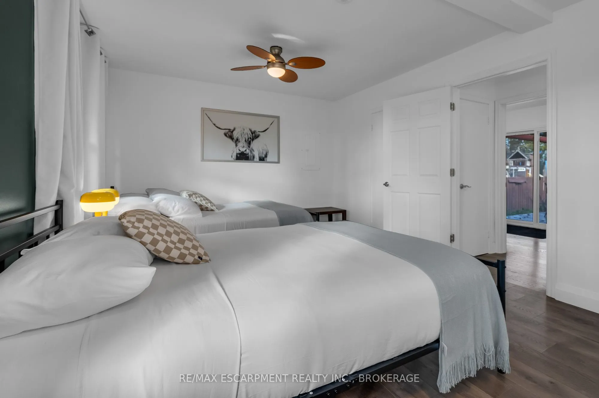 12 PARKVIEW Crescent, #Main