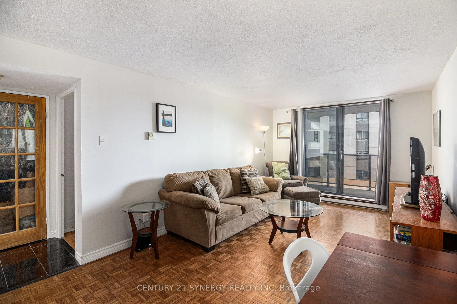 475 Laurier Avenue W, #306