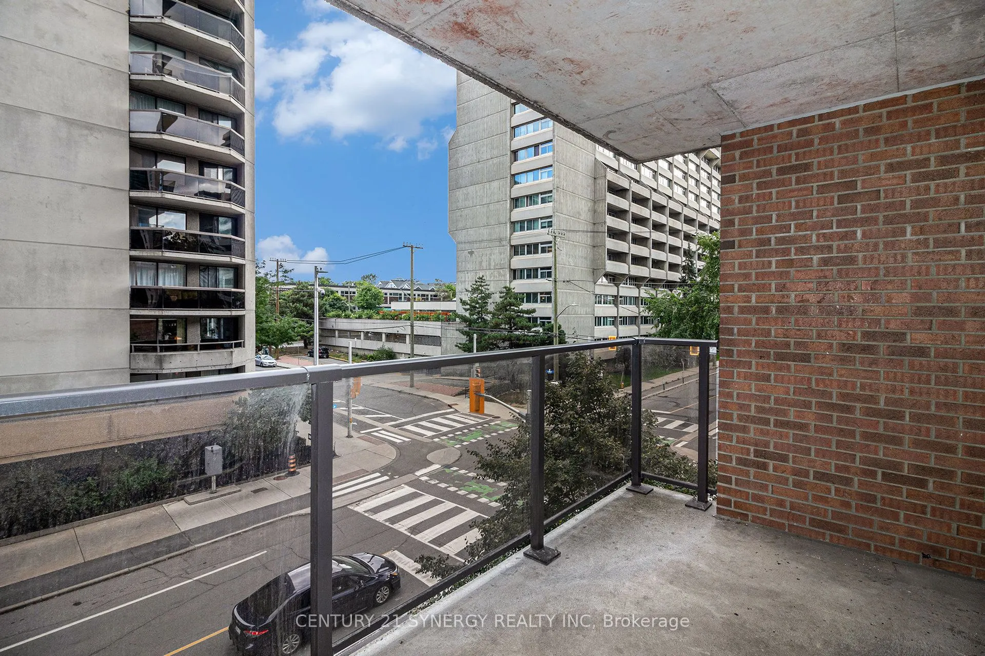 475 Laurier Avenue W, #306