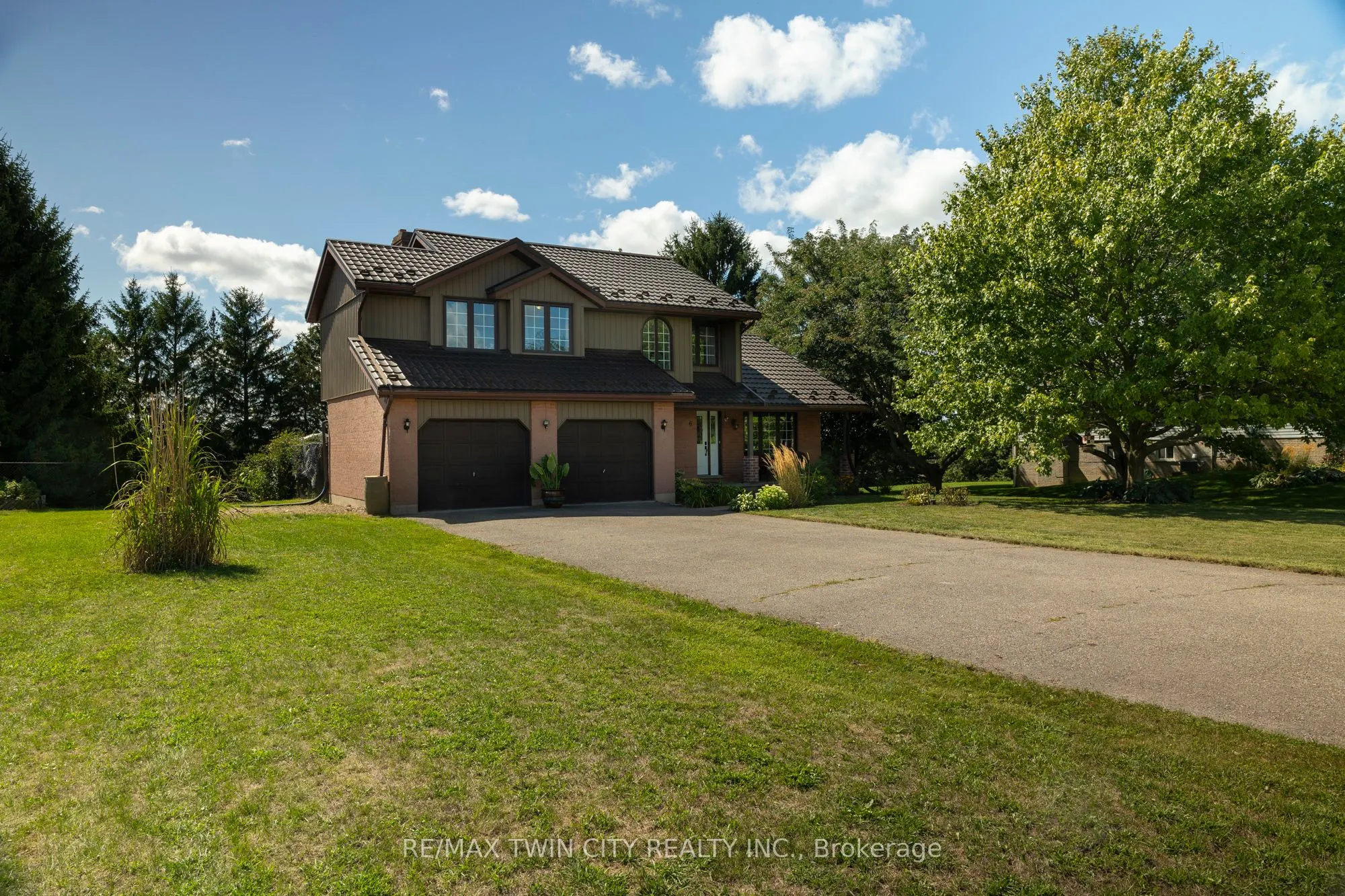 6 BANNISTER Street