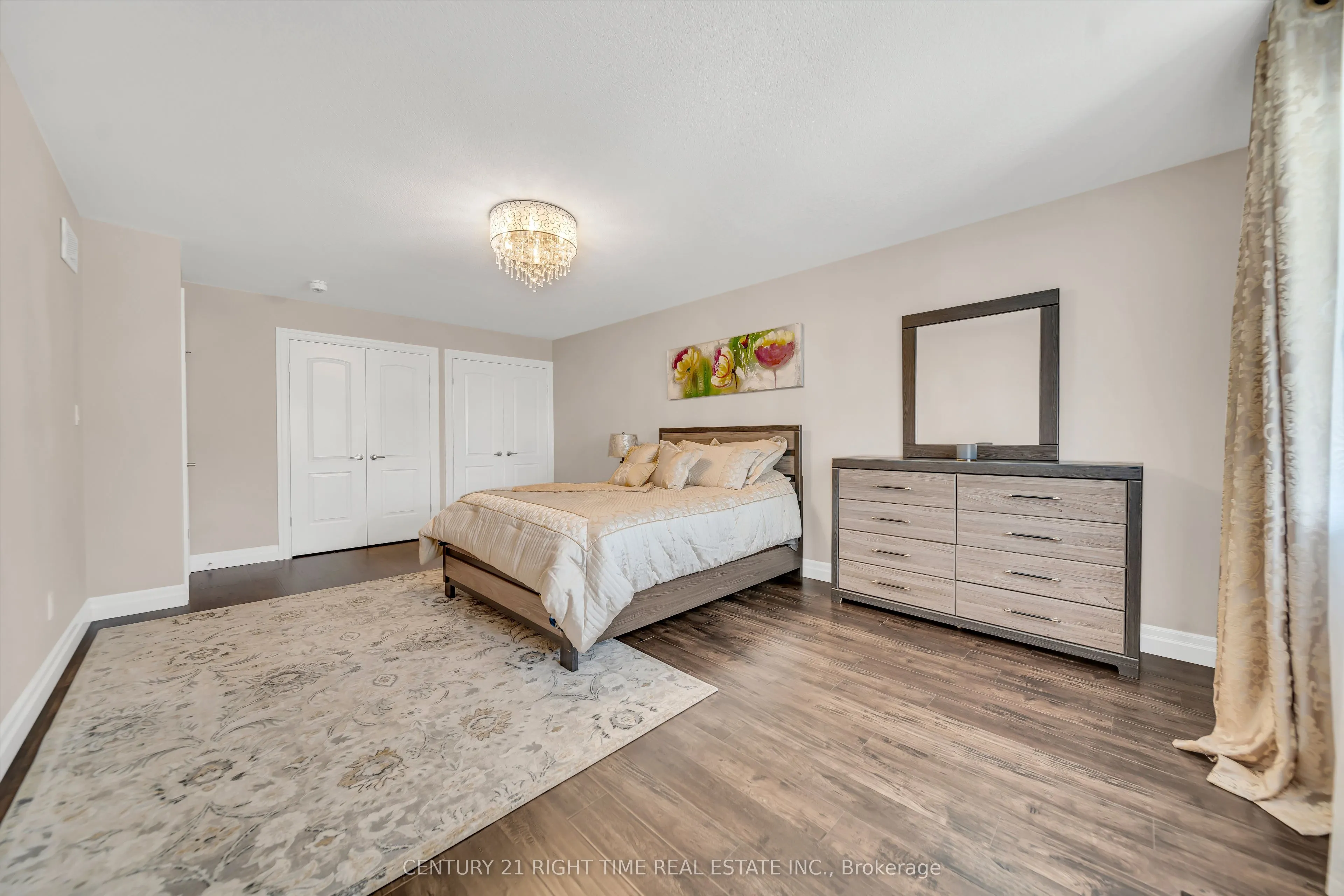 50 HORSESHOE Crescent