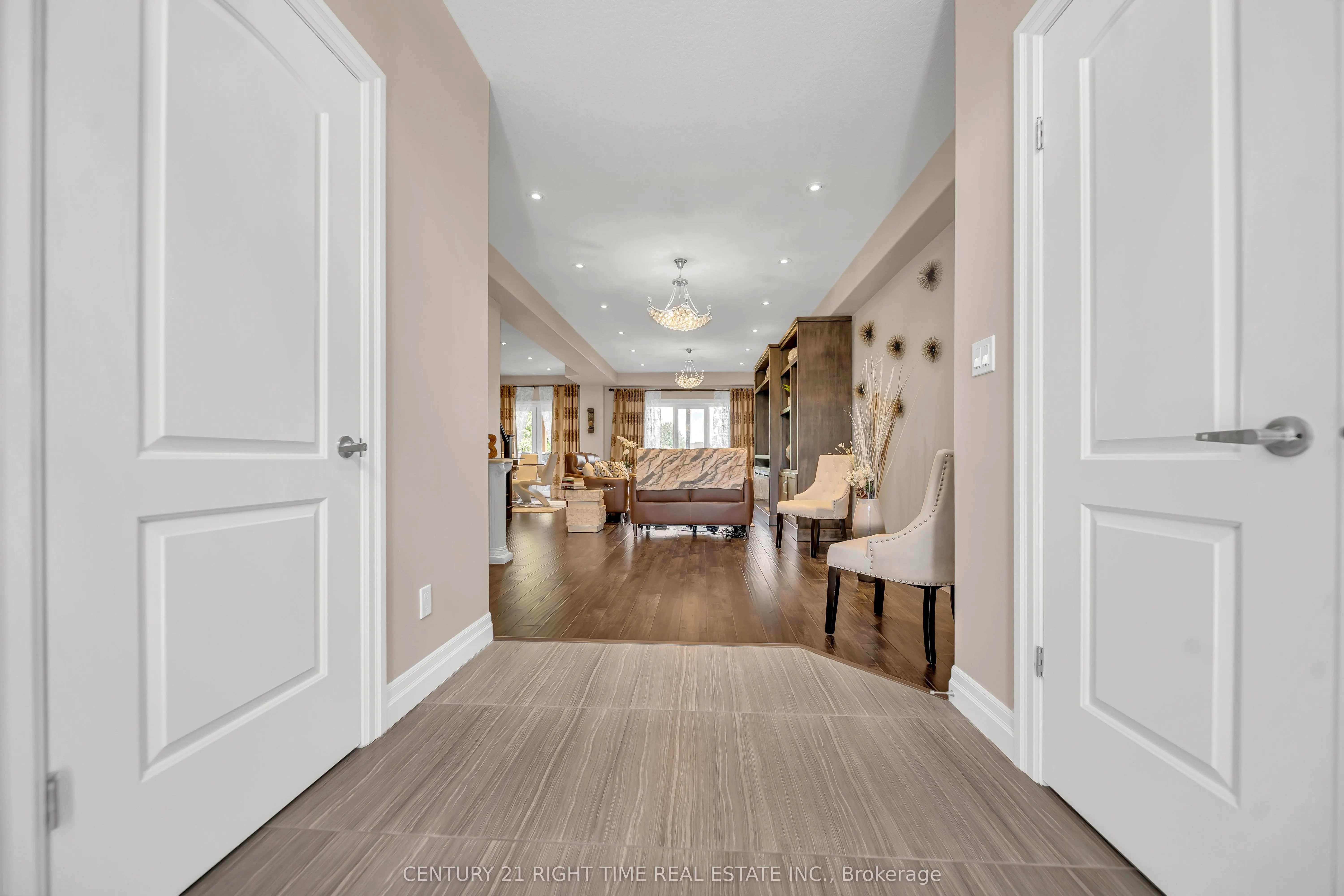50 HORSESHOE Crescent