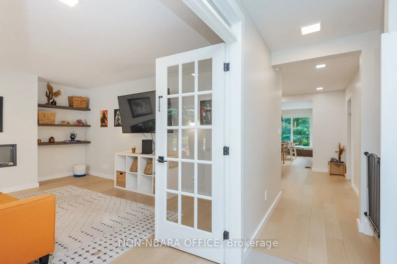 1176 GLENWOOD Road