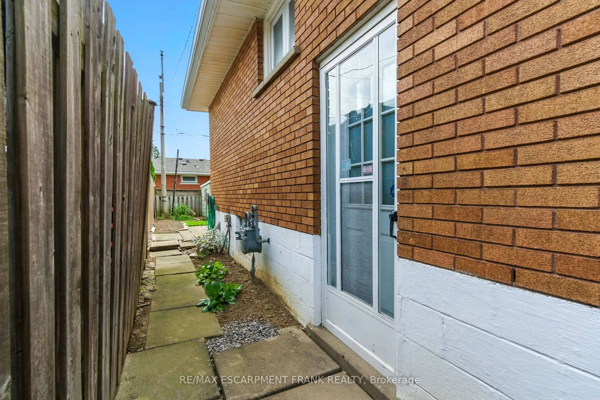 24 Meadowlark Drive
