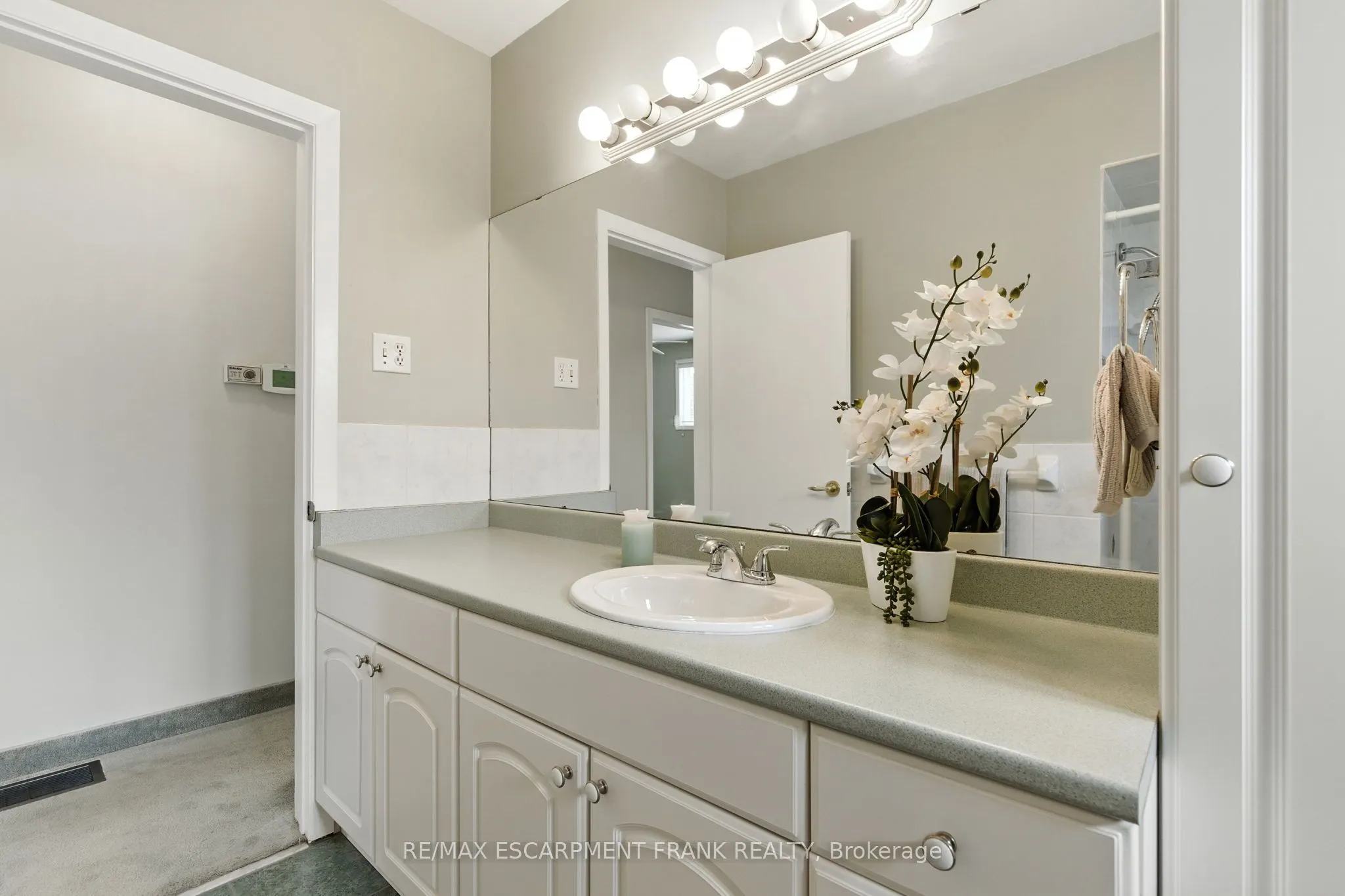 24 Meadowlark Drive
