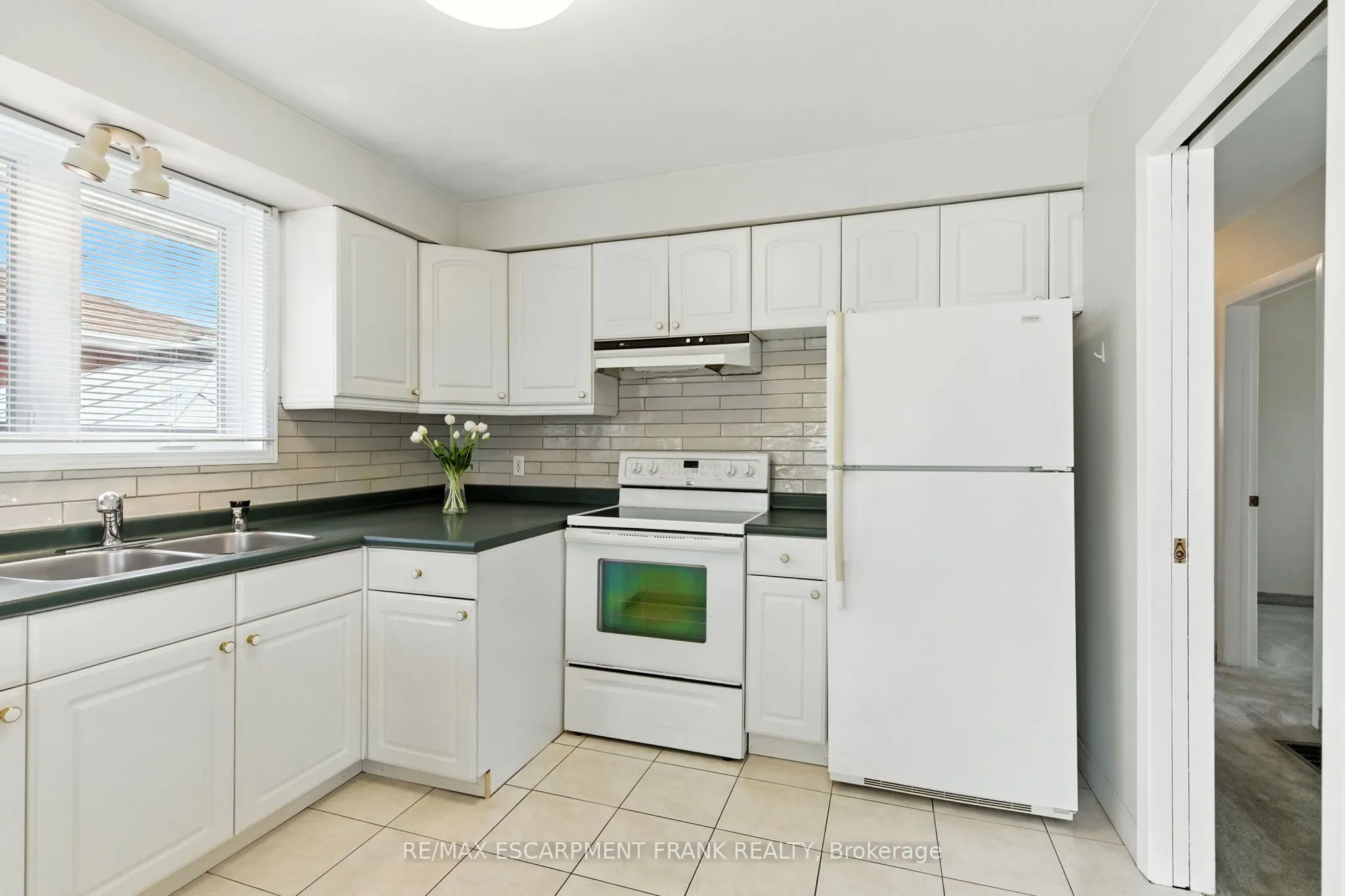 24 Meadowlark Drive