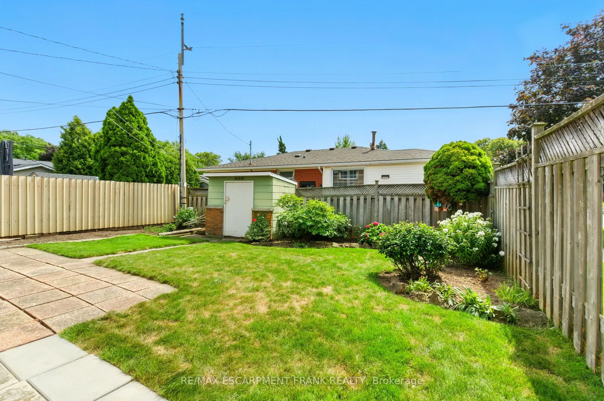 24 Meadowlark Drive