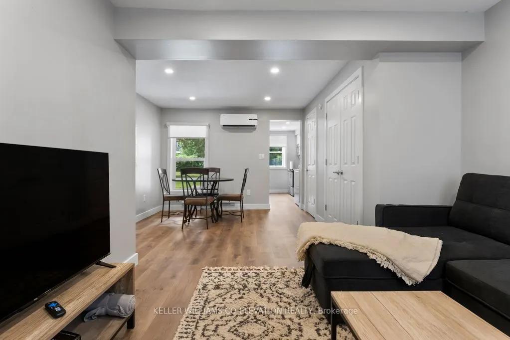 164-168 Picton Street E, #2