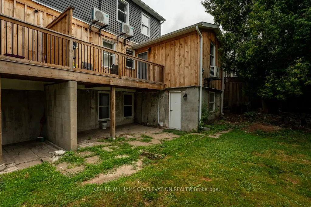 164-168 Picton Street E, #2