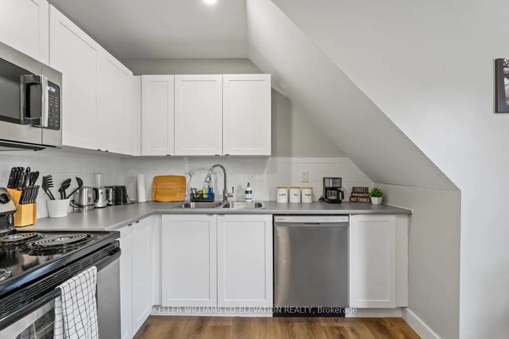 164-168 Picton Street E, #5