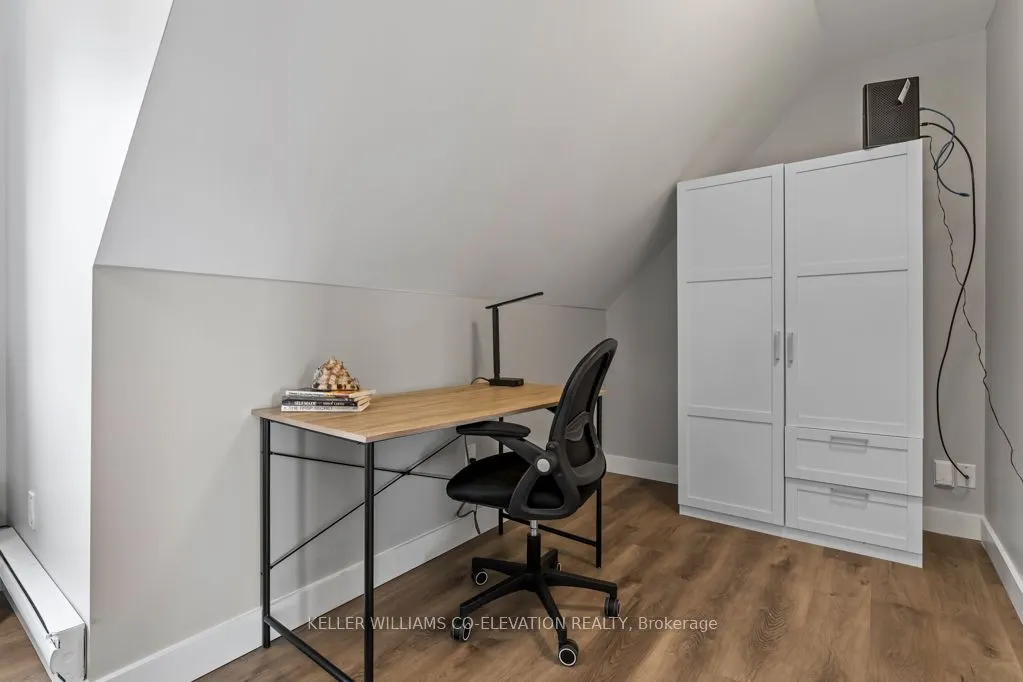 164-168 Picton Street E, #5