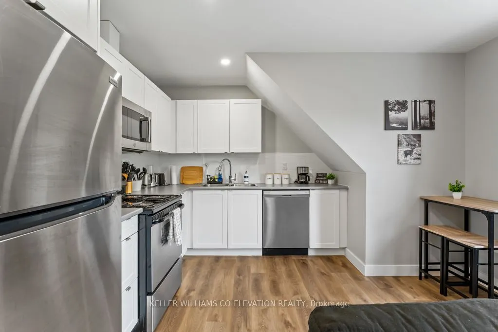 164-168 Picton Street E, #5