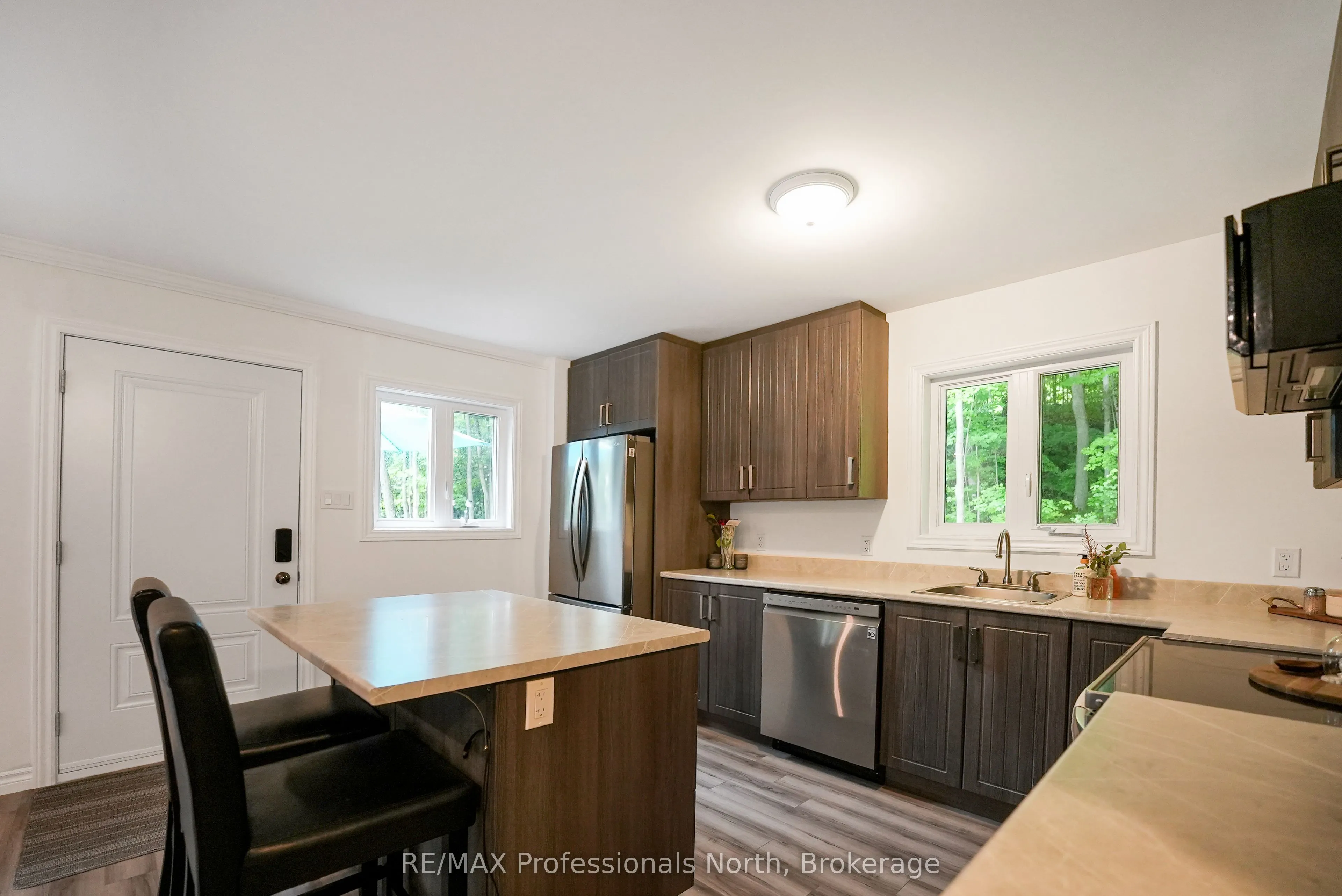 1065 Hendersons Road