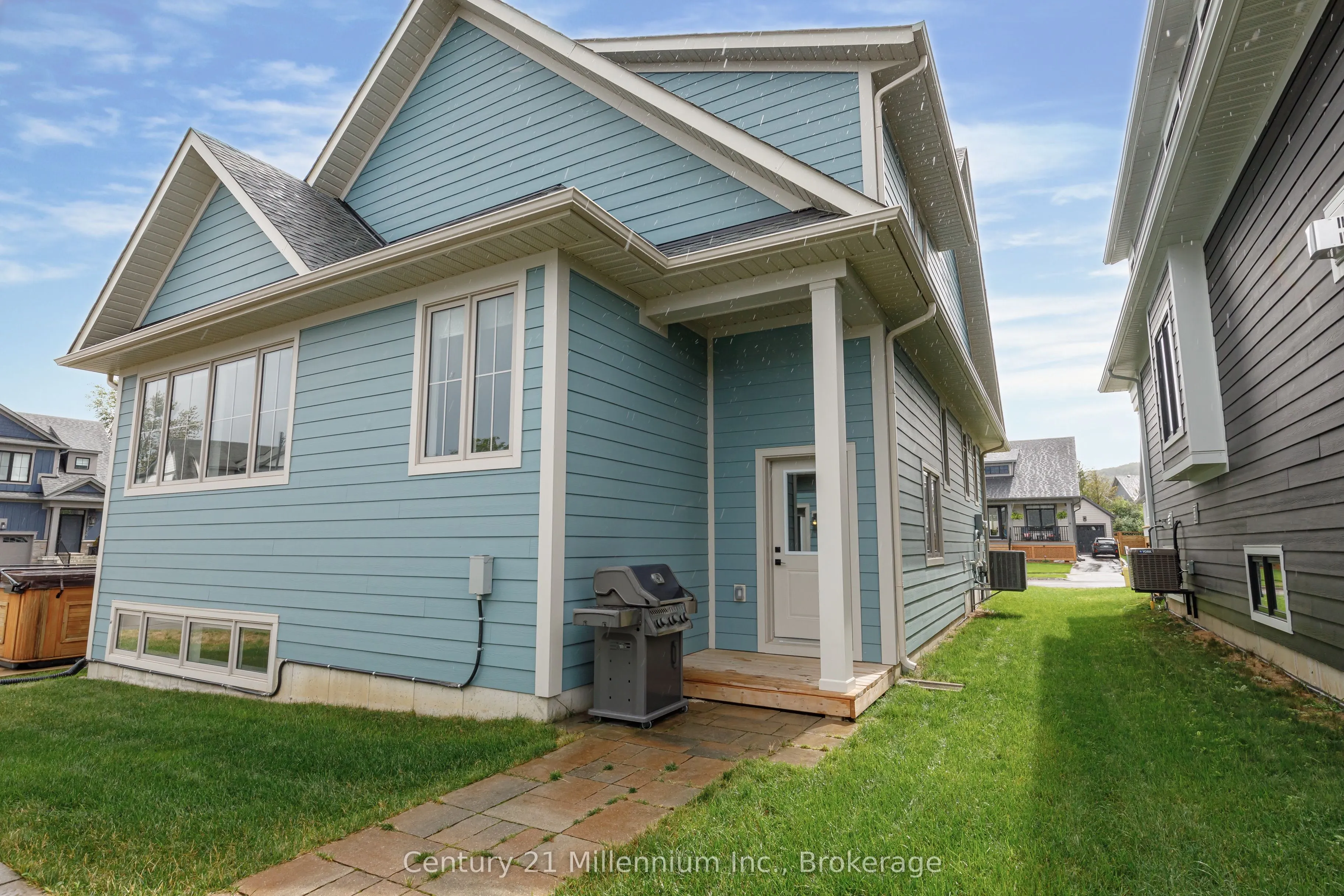 215 Courtland Street