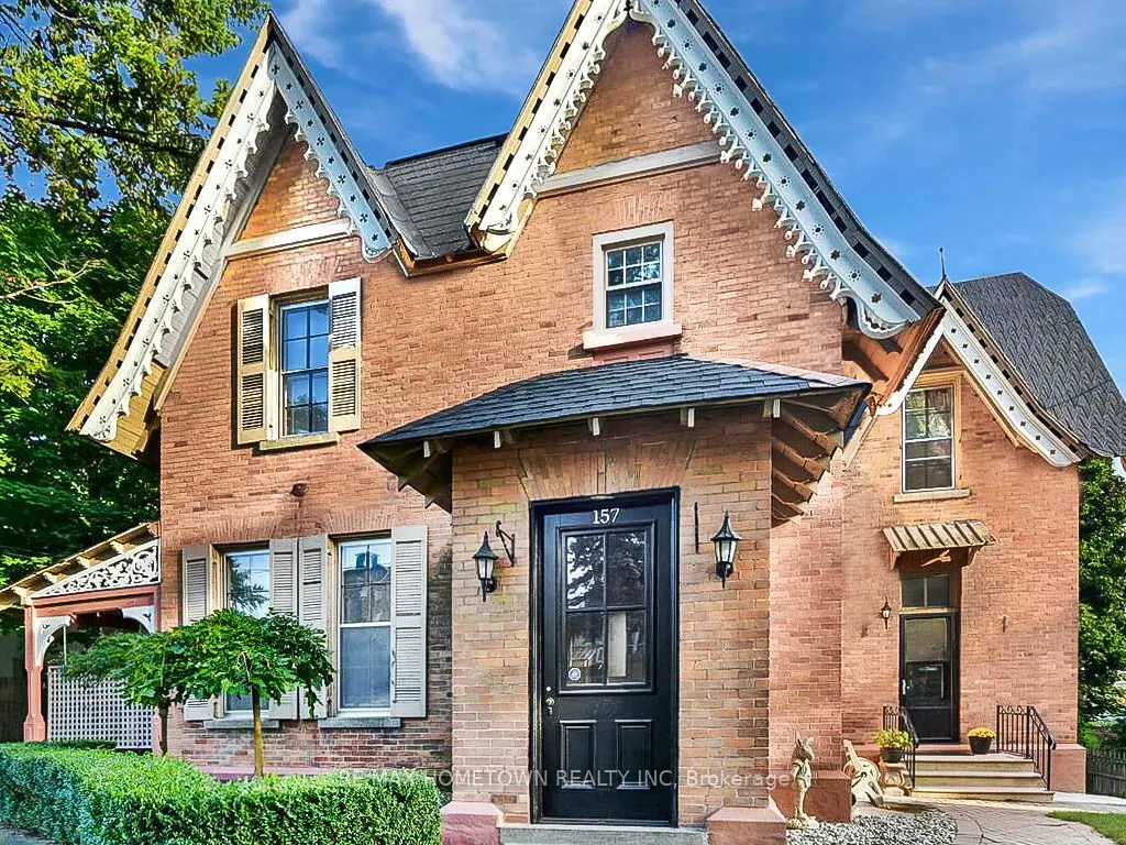 157 DIBBLE Street W