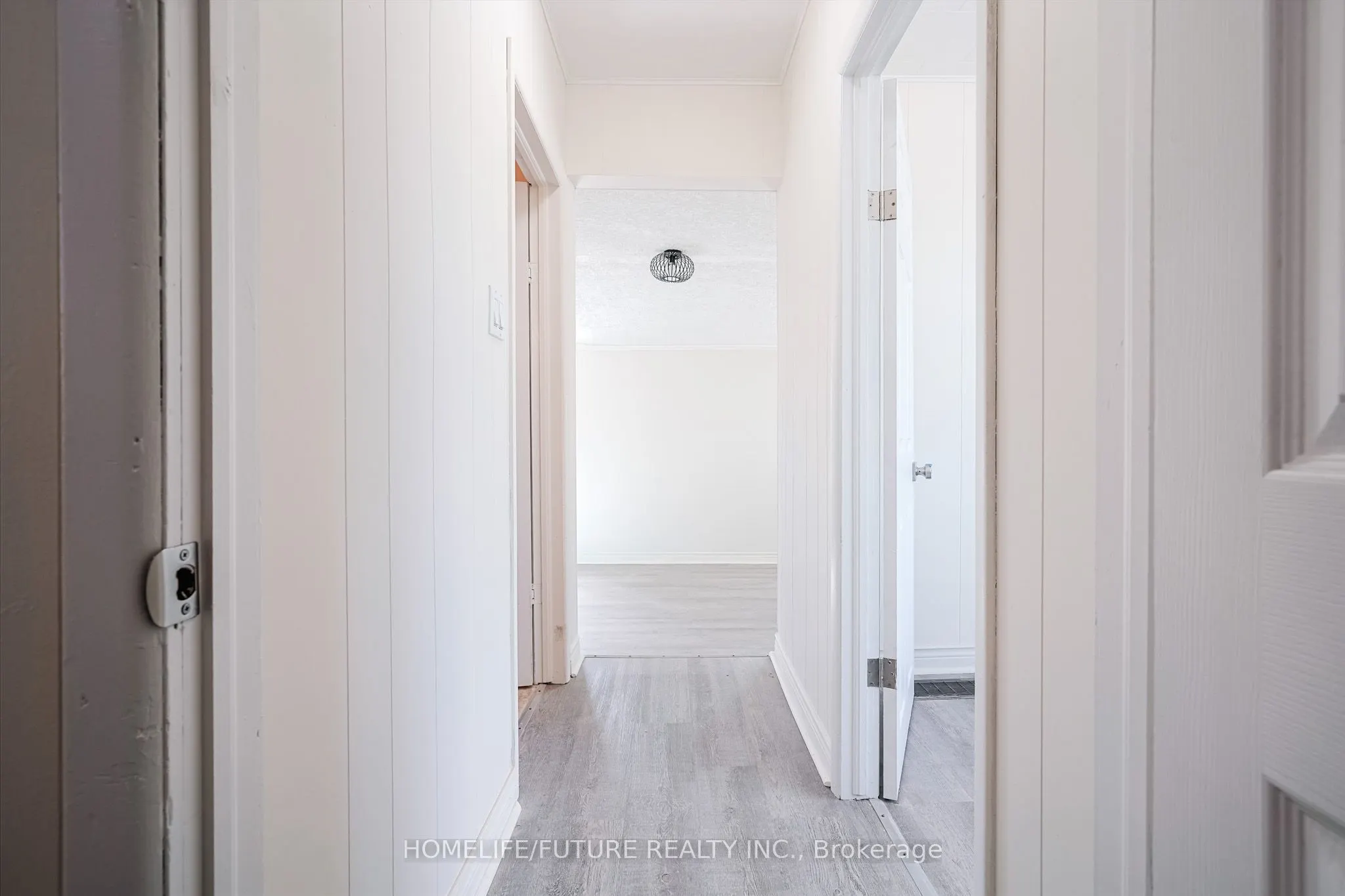 9 Toronto Road