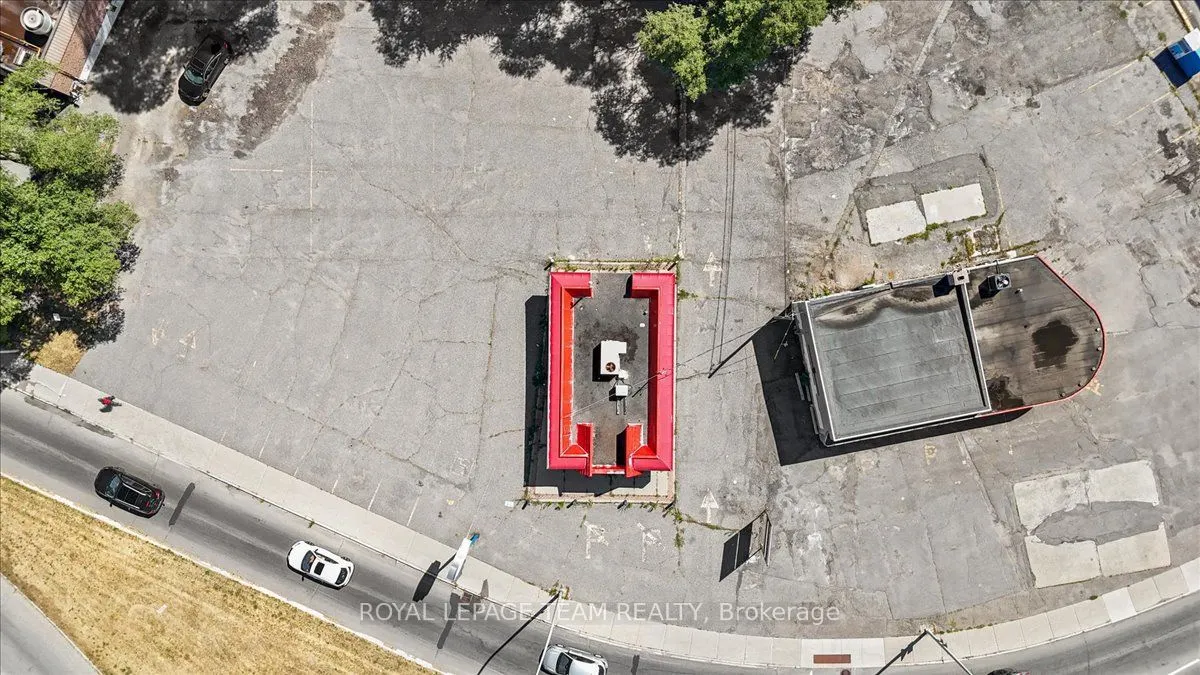 1503 Merivale Road