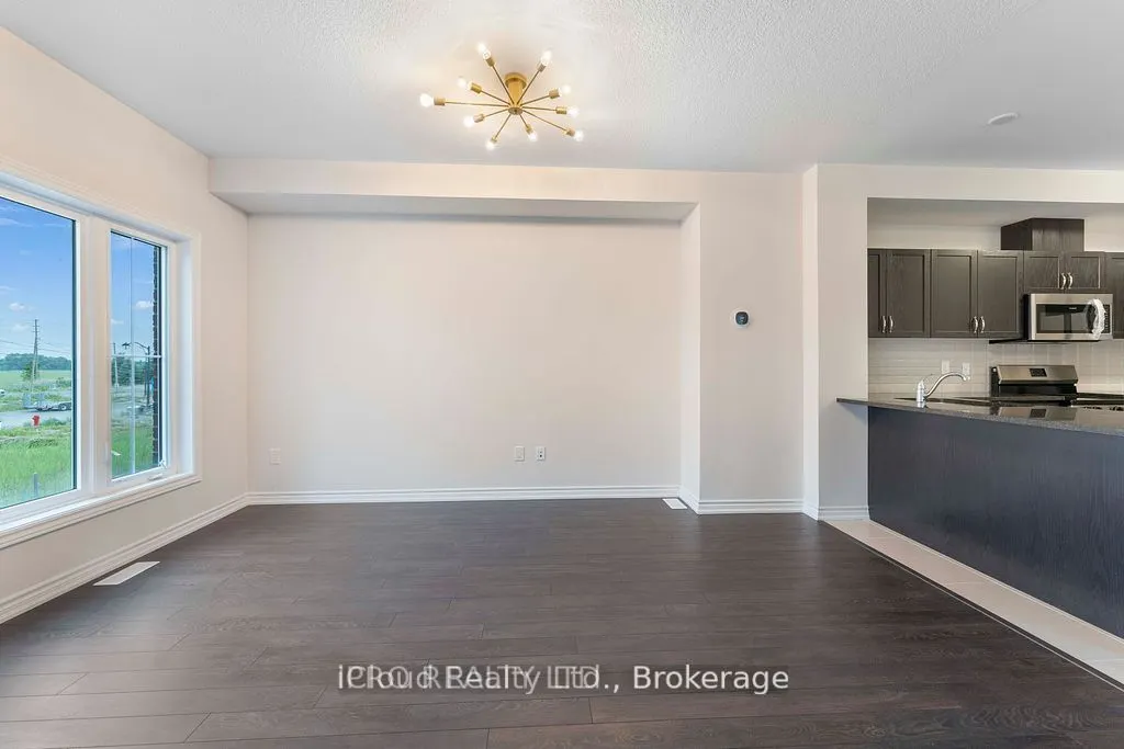 677 Park Road N, #133