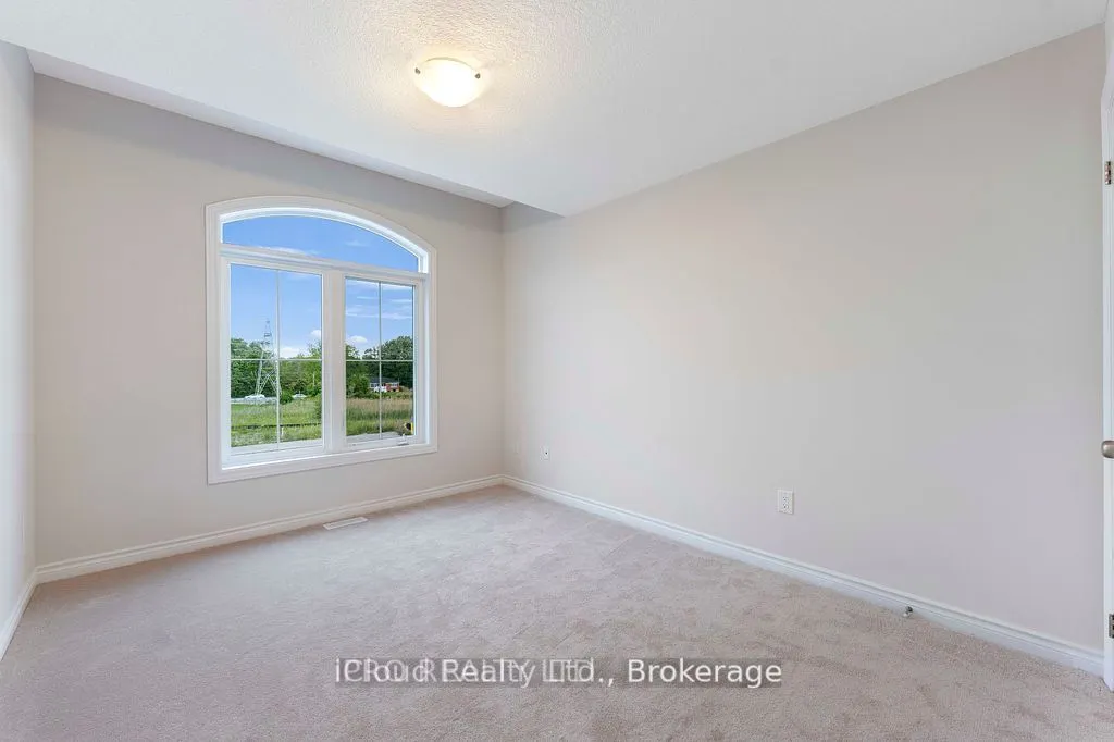 677 Park Road N, #133